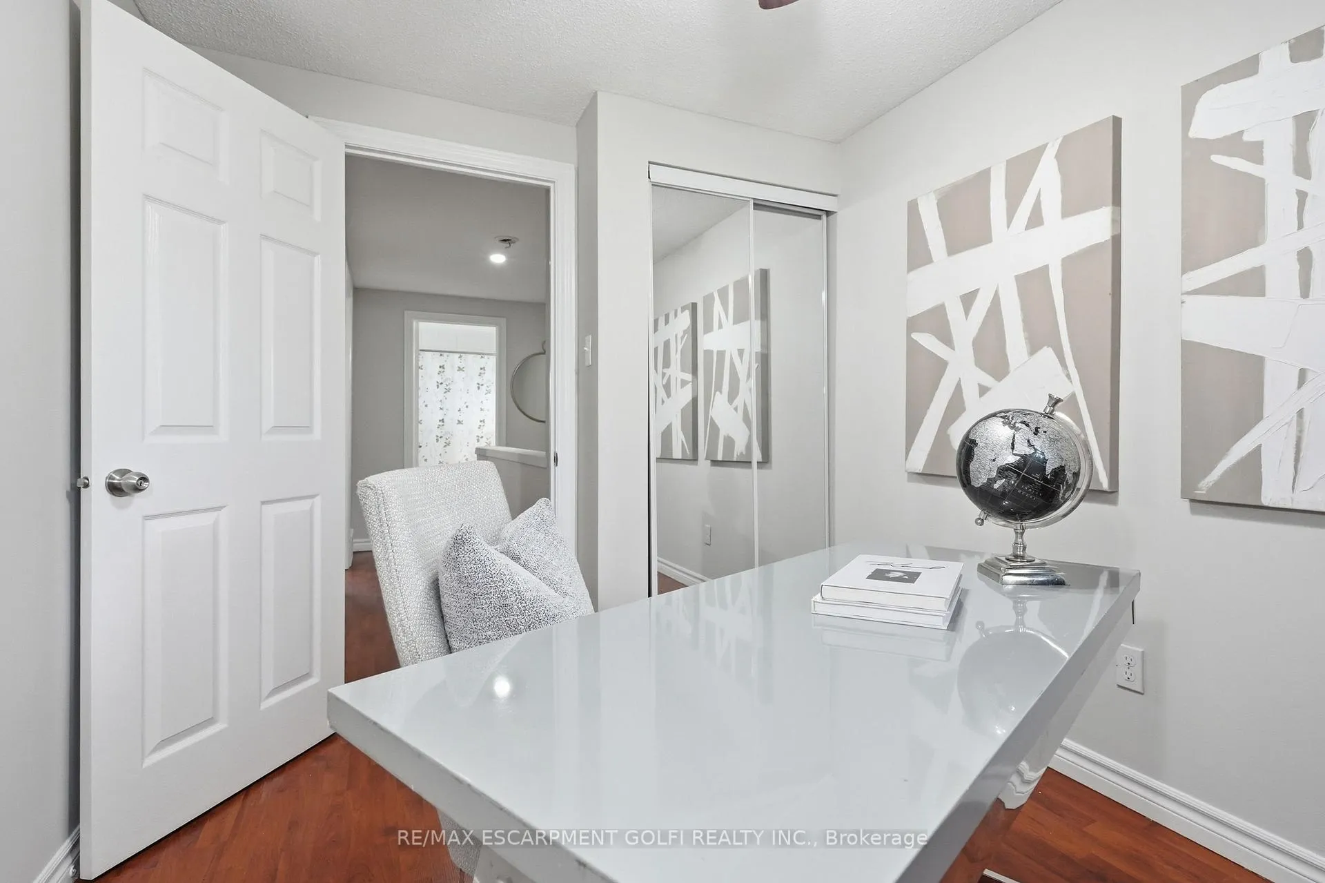 Photo 16 of Unit 14, 82 Riverdale Drive, Hamilton, Riverdale — HOMEH
