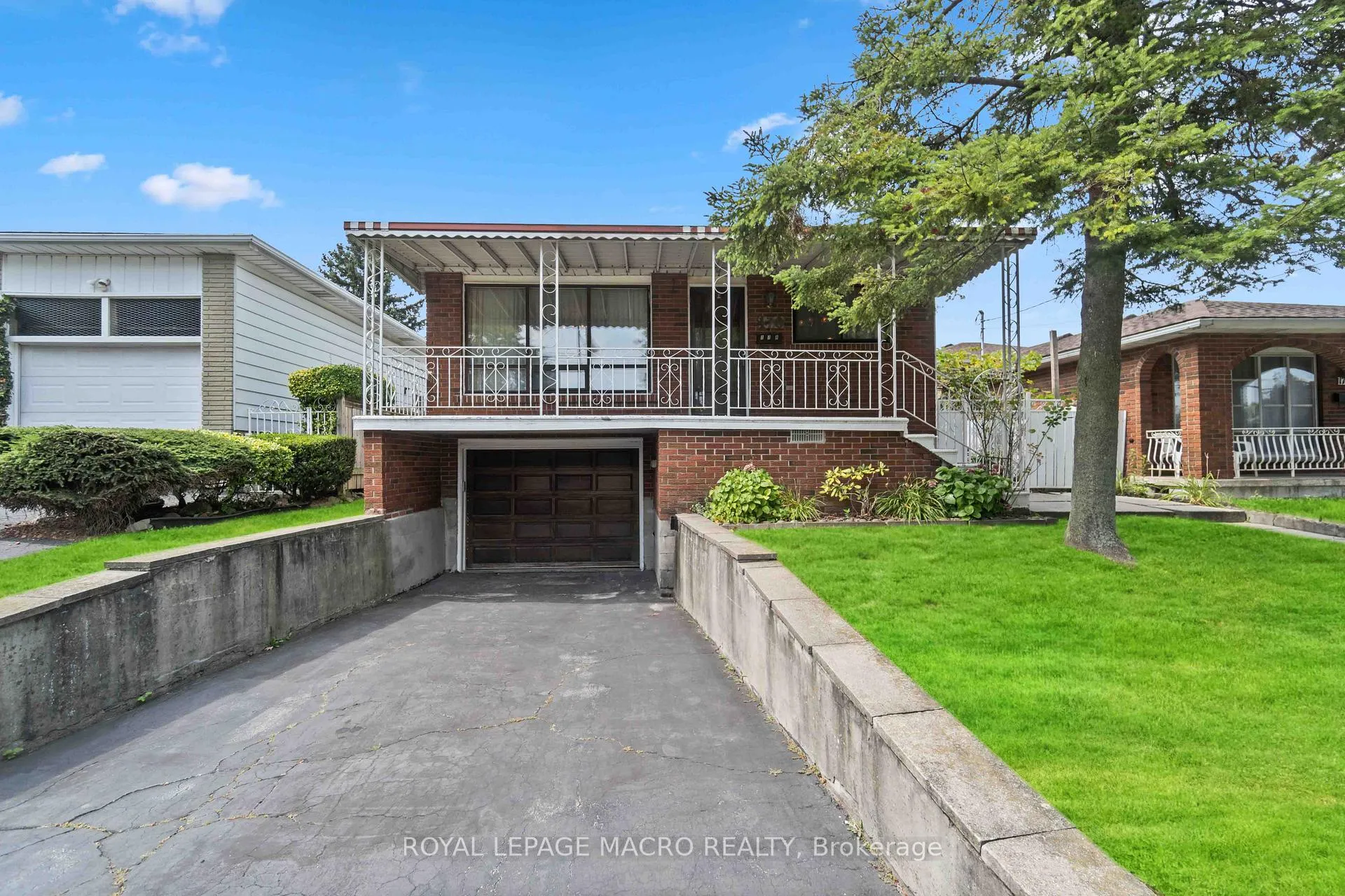 Photo 2 of 178 San Remo Drive, Hamilton, Mountview — HOMEH