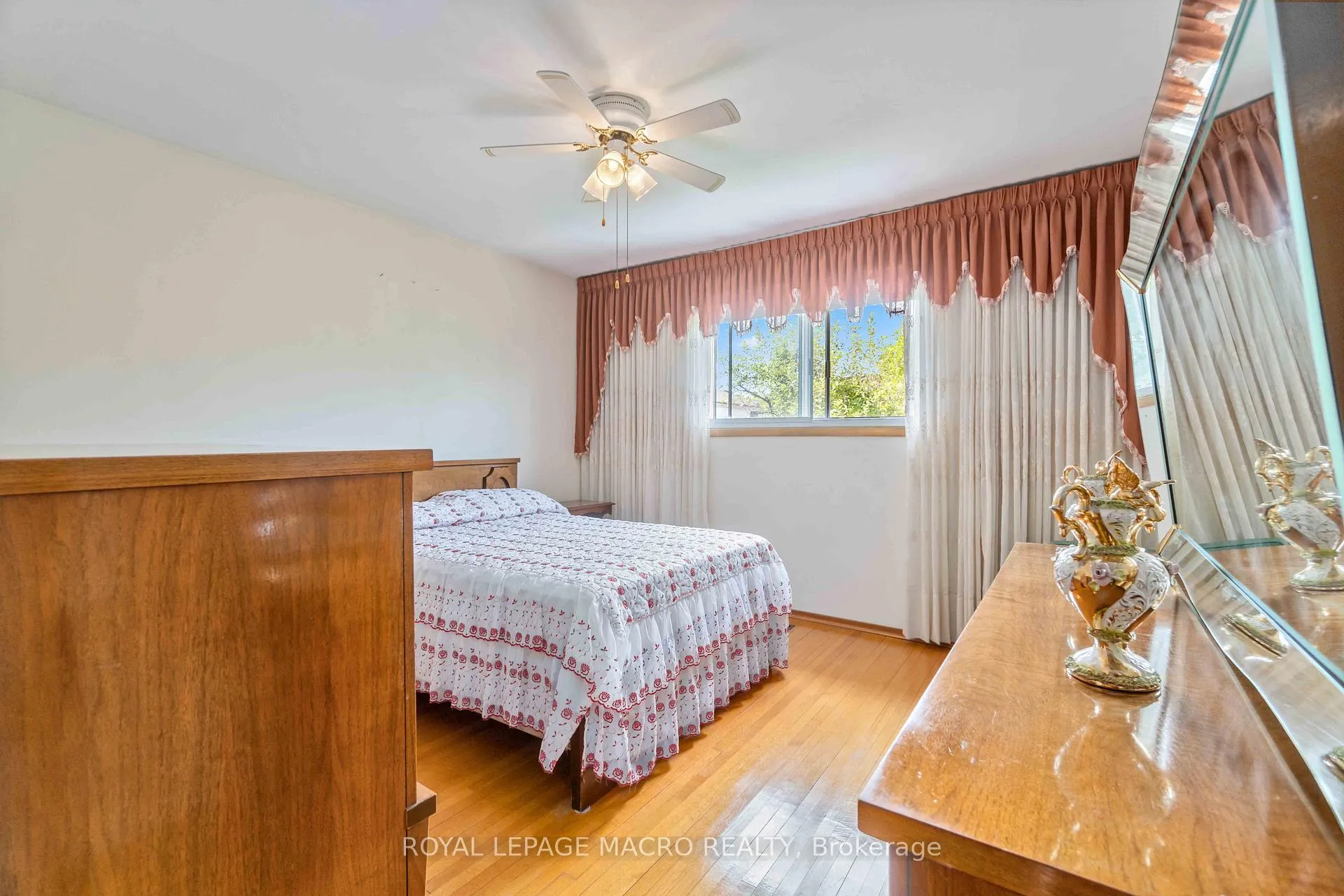 Photo 9 of 178 San Remo Drive, Hamilton, Mountview — HOMEH