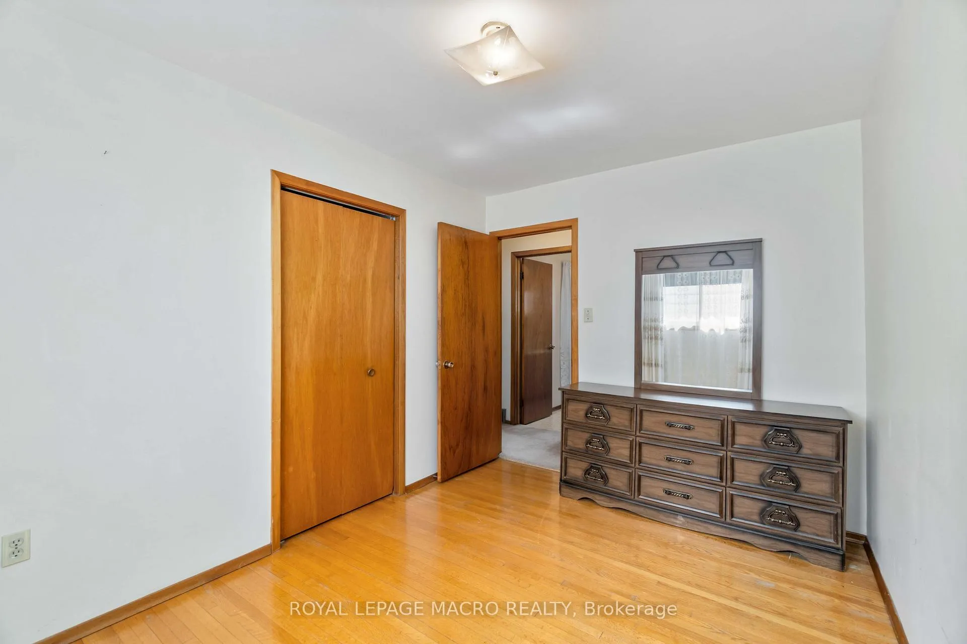 Photo 11 of 178 San Remo Drive, Hamilton, Mountview — HOMEH