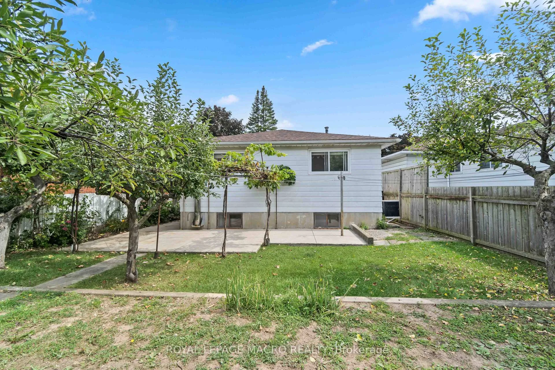 Photo 26 of 178 San Remo Drive, Hamilton, Mountview — HOMEH
