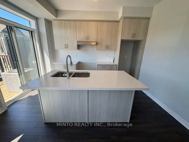Photo 4 of 1032 Porcupine Path, Oshawa, Kedron — HOMEH