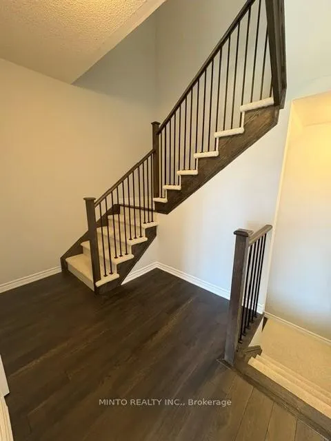 Photo 5 of 1032 Porcupine Path, Oshawa, Kedron — HOMEH
