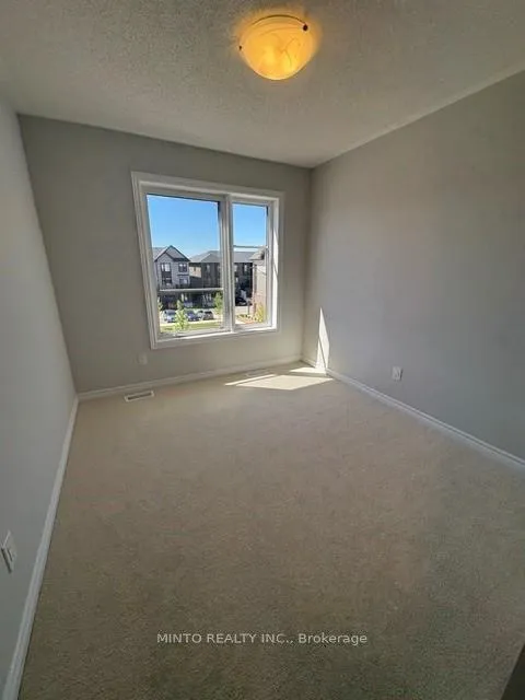 Photo 7 of 1032 Porcupine Path, Oshawa, Kedron — HOMEH