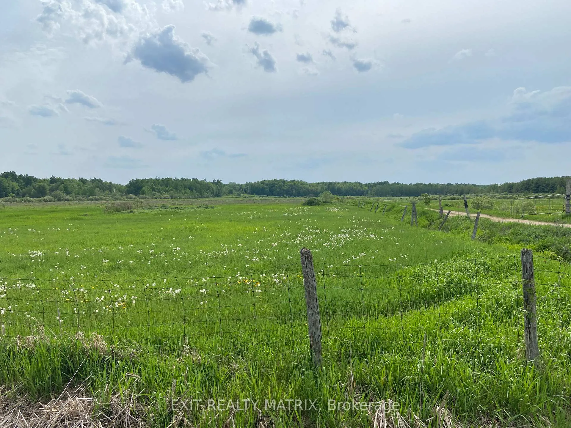 Photo 3 of 5444 Saumure Road, Ottawa, Vars & Area — HOMEH