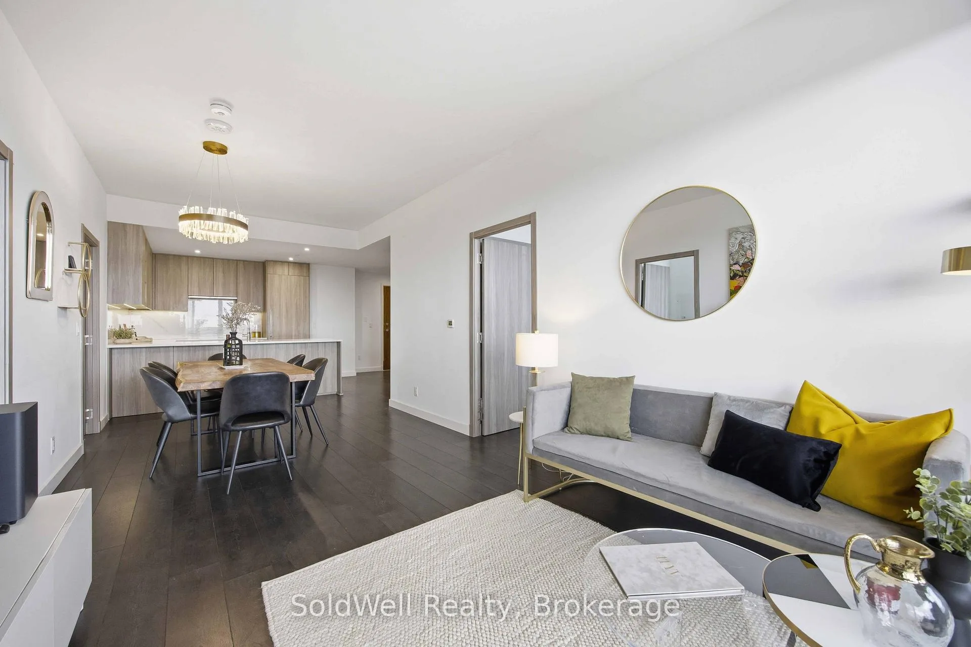 Photo 6 of Unit 2103, 25 Mcmahon Drive, North York, Bayview Village — HOMEH