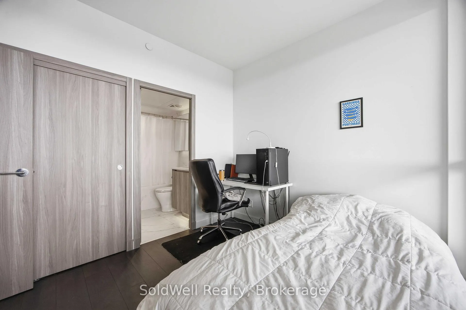 Photo 18 of Unit 2103, 25 Mcmahon Drive, North York, Bayview Village — HOMEH