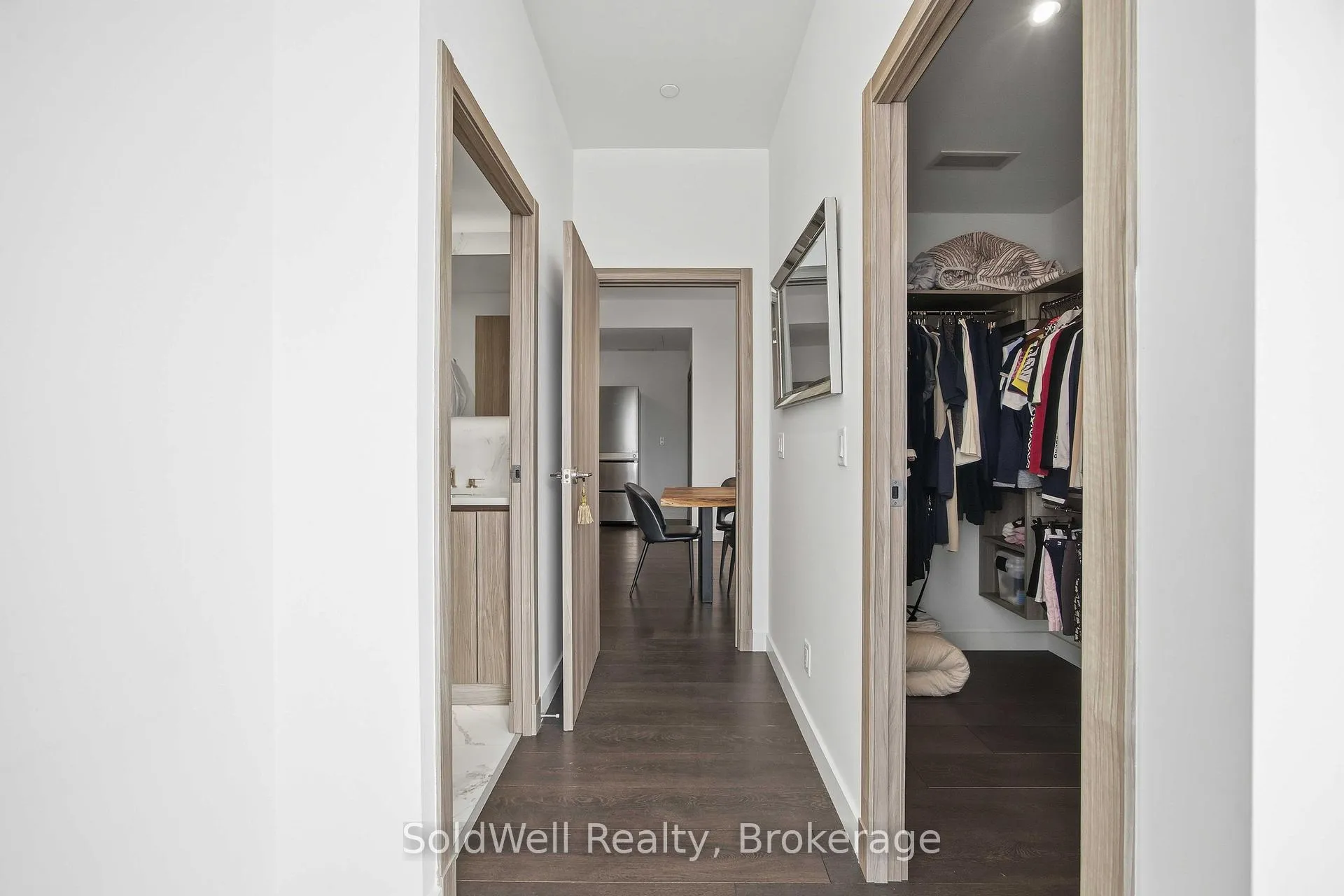 Photo 26 of Unit 2103, 25 Mcmahon Drive, North York, Bayview Village — HOMEH