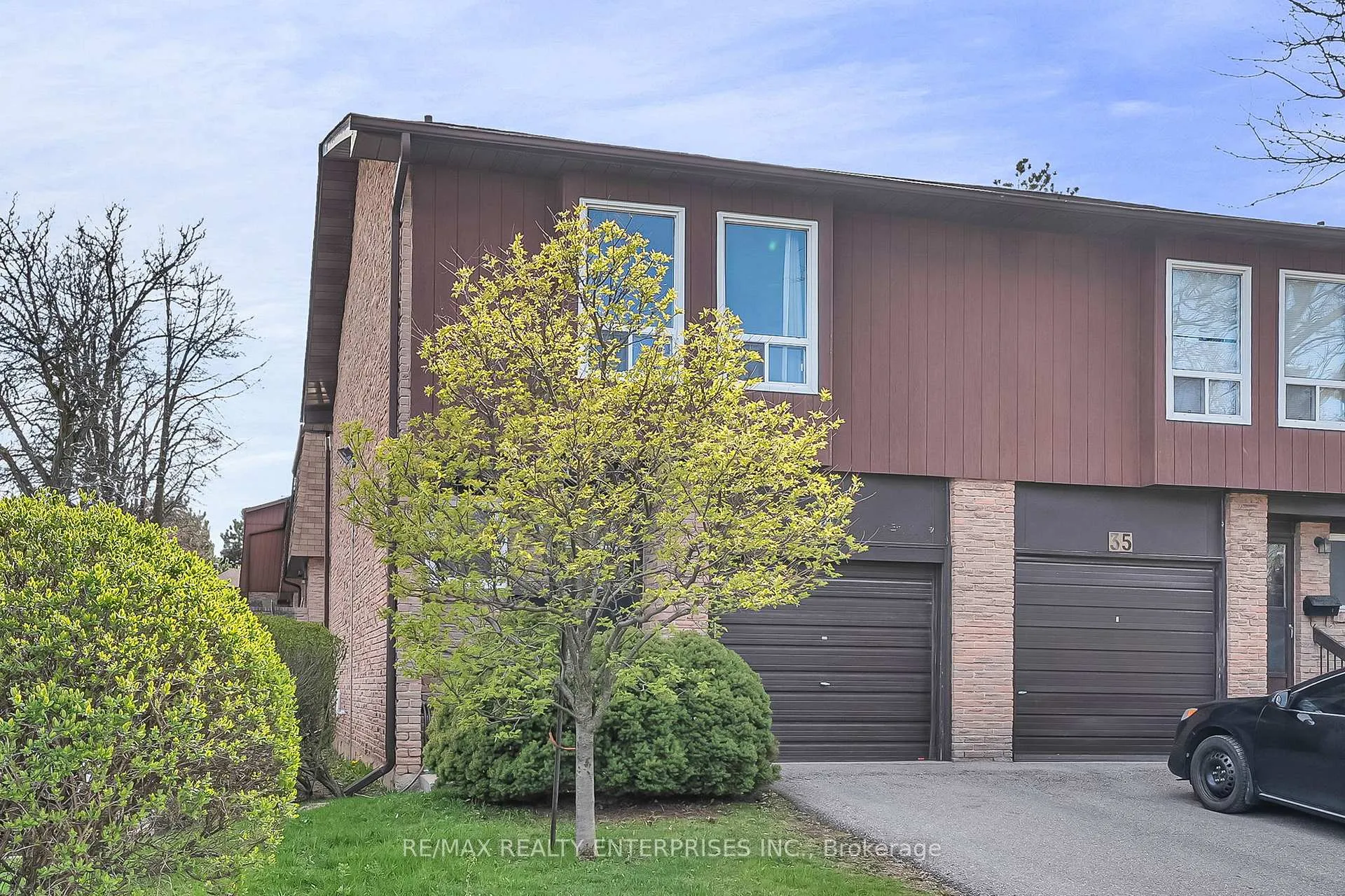 Photo 2 of Unit 34, 7030 Copenhagen Road, Mississauga, Meadowvale — HOMEH