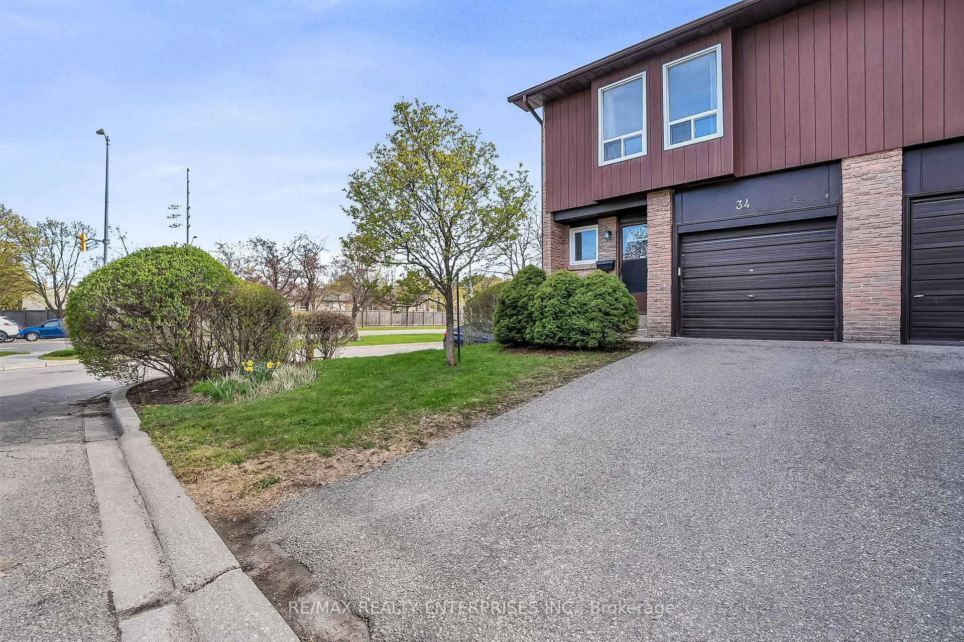 Photo 3 of Unit 34, 7030 Copenhagen Road, Mississauga, Meadowvale — HOMEH