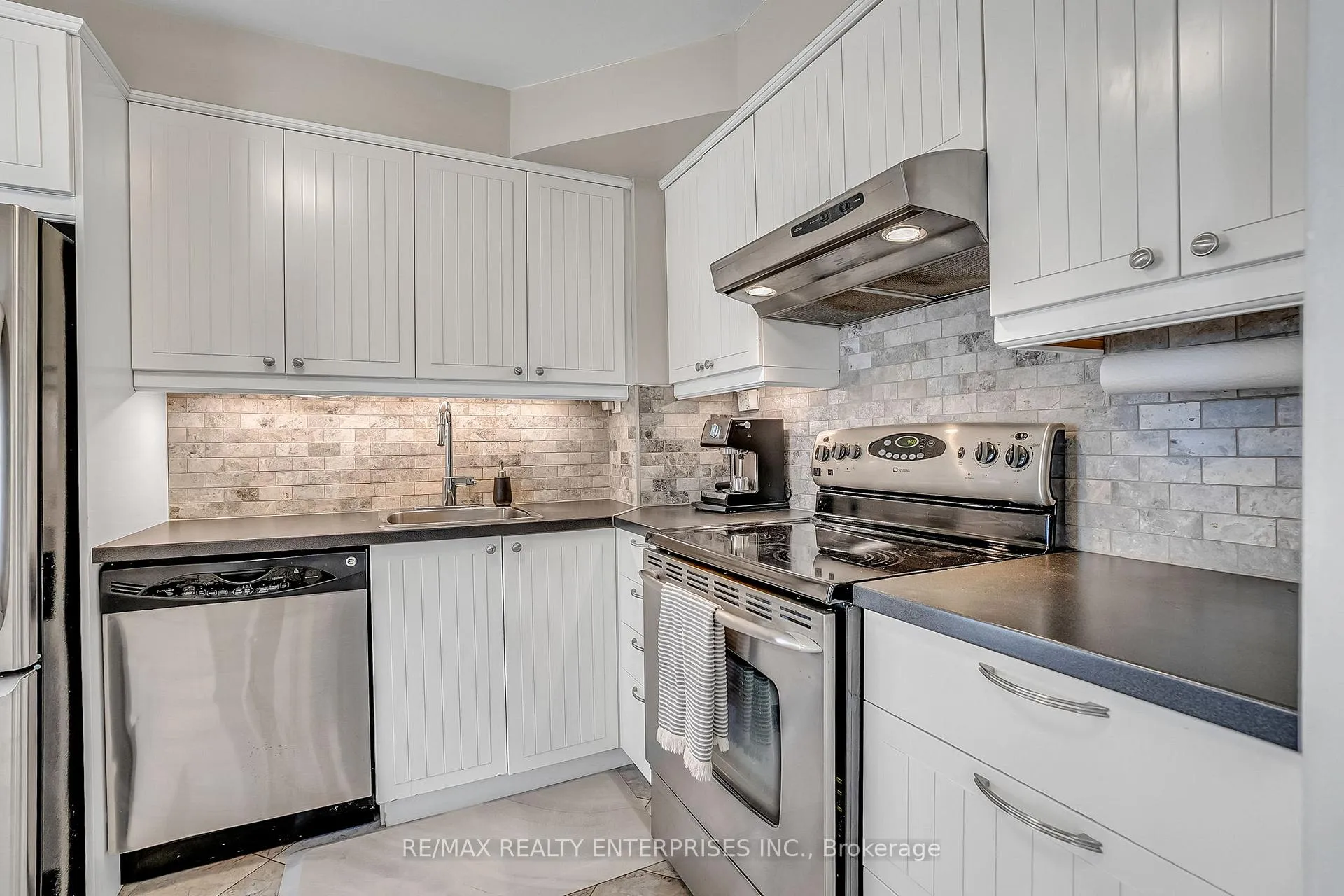 Photo 18 of Unit 34, 7030 Copenhagen Road, Mississauga, Meadowvale — HOMEH