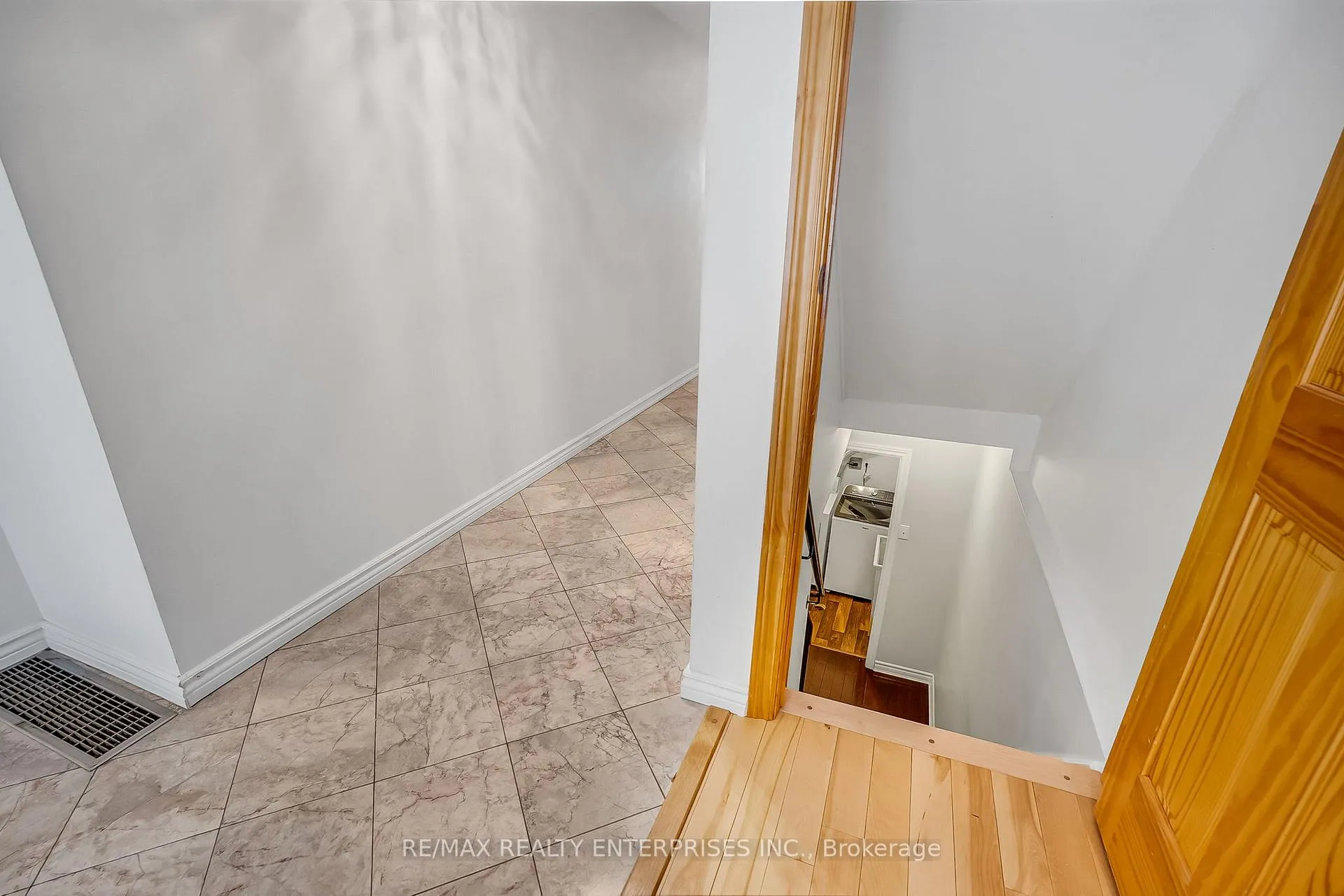 Photo 38 of Unit 34, 7030 Copenhagen Road, Mississauga, Meadowvale — HOMEH