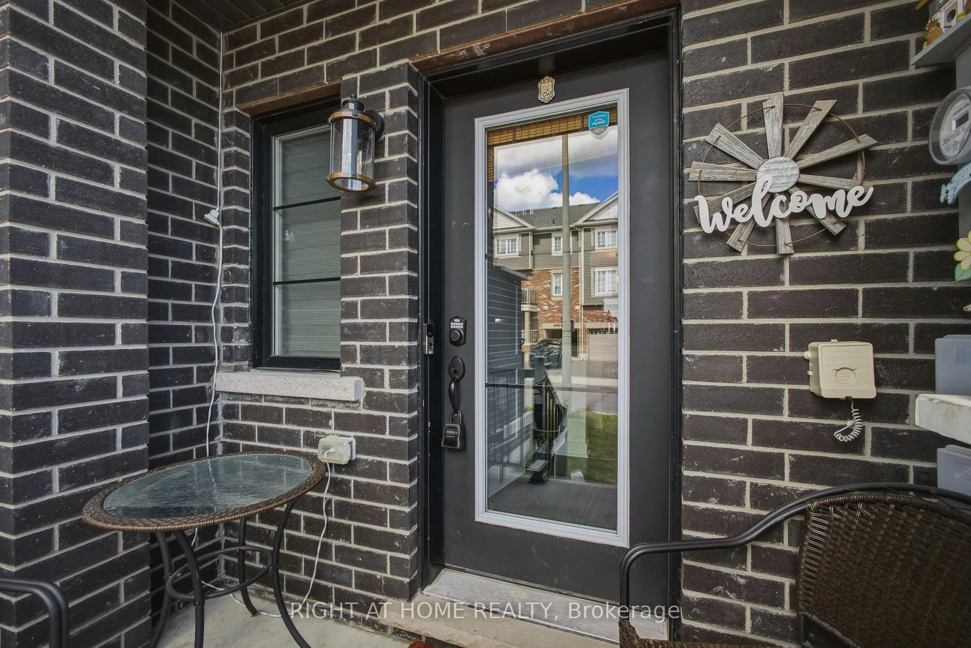 Photo 4 of 15 Hay Lane, Barrie, Rural Barrie Southeast — HOMEH