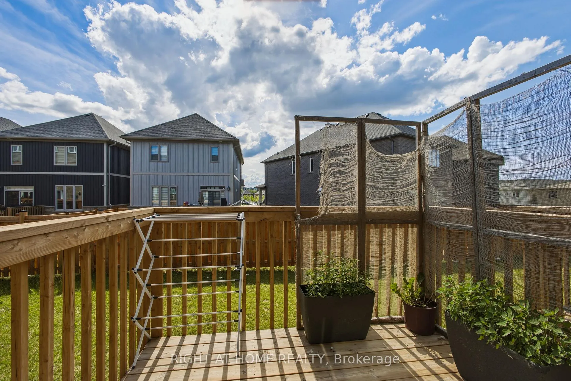 Photo 26 of 15 Hay Lane, Barrie, Rural Barrie Southeast — HOMEH