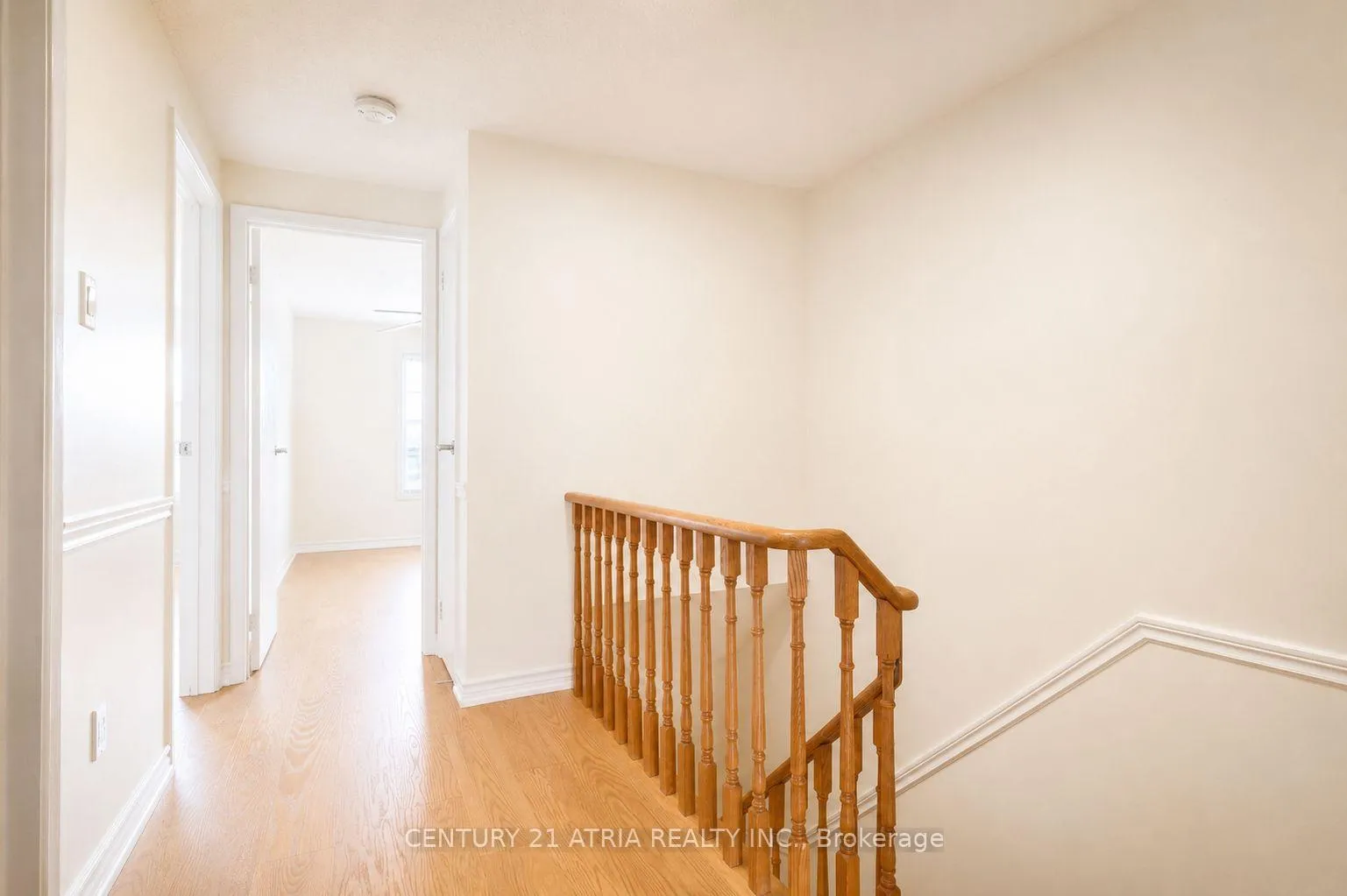 Photo 18 of 92 Rejane Crescent, Vaughan, Crestwood-Springfarm-Yorkhill — HOMEH