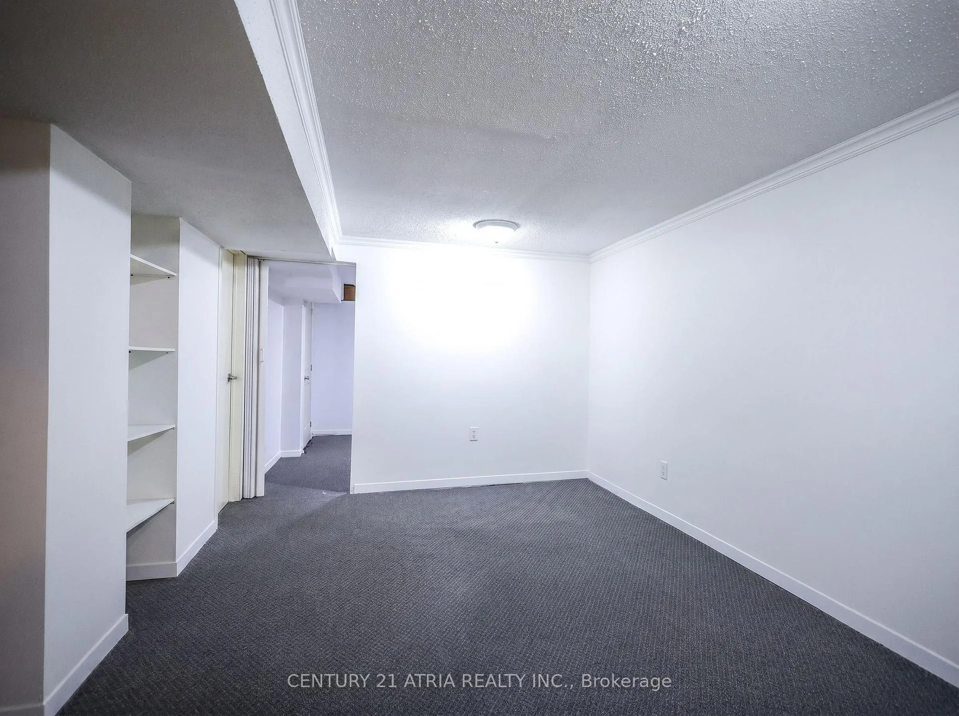 Photo 24 of 92 Rejane Crescent, Vaughan, Crestwood-Springfarm-Yorkhill — HOMEH