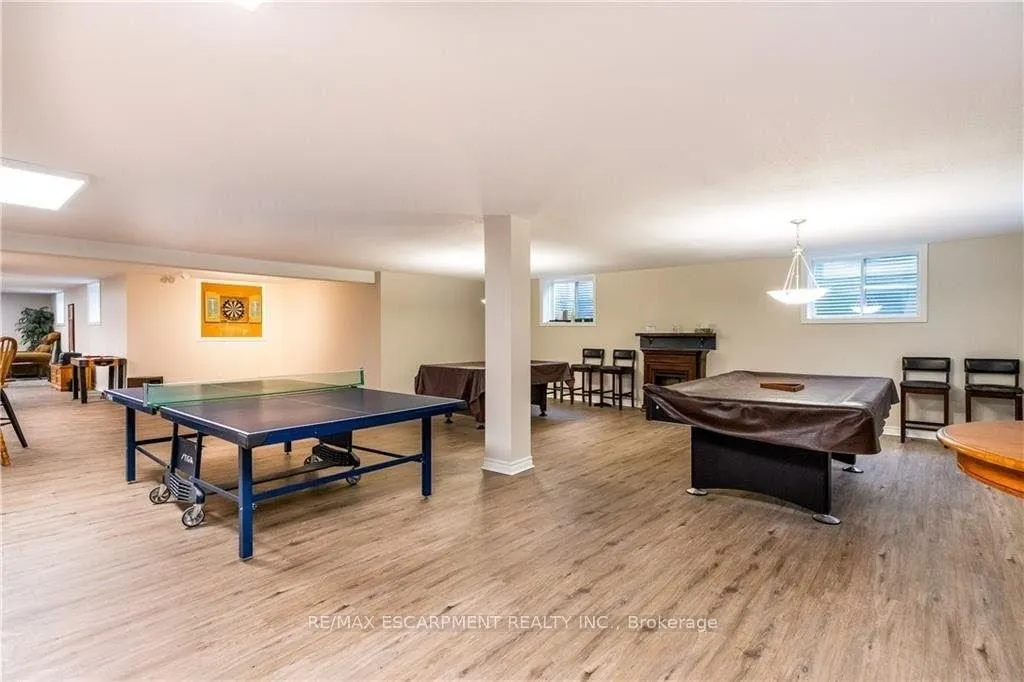 Photo 35 of 72 Silver Glen Boulevard, Collingwood — HOMEH