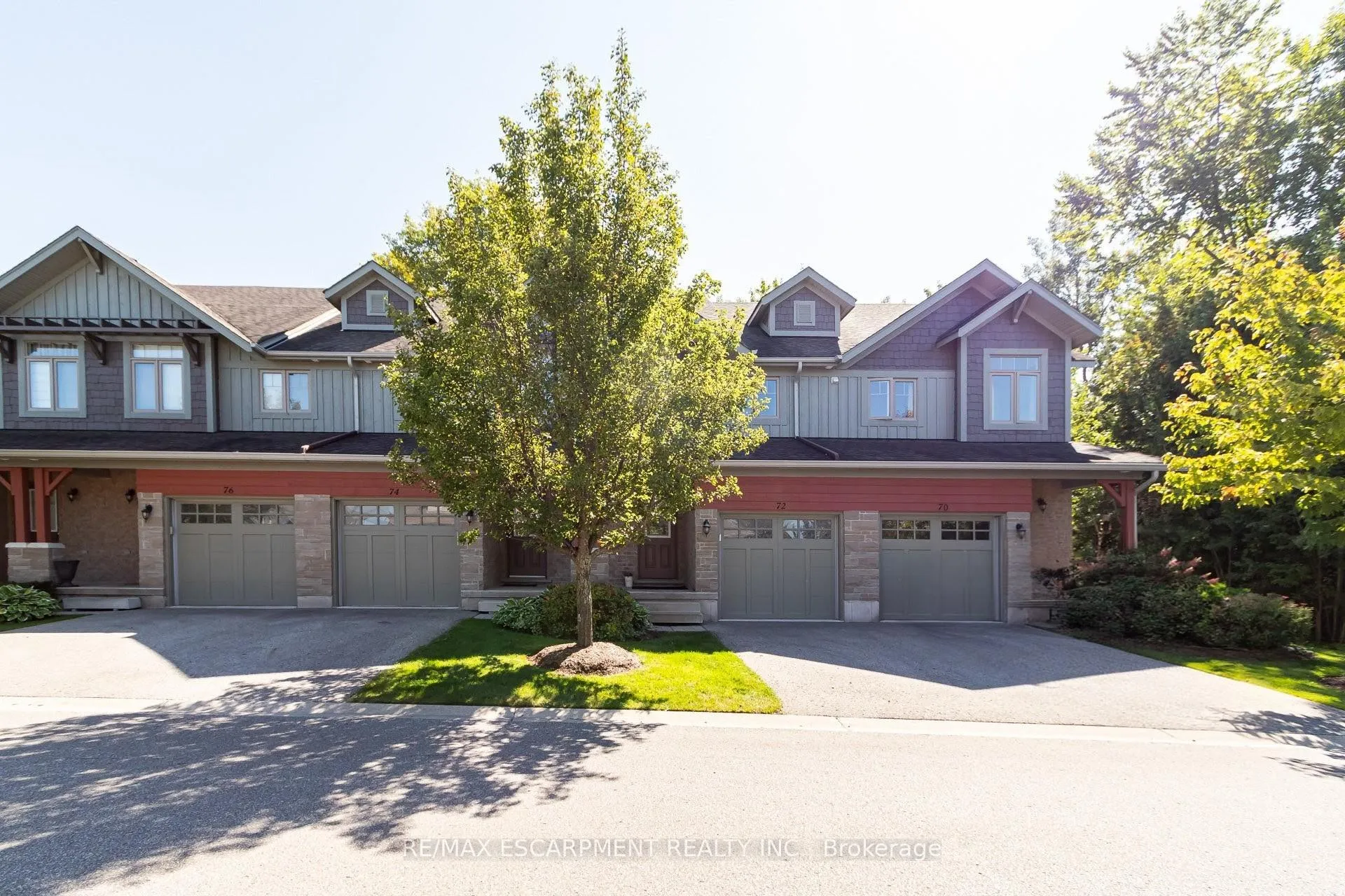 Photo 41 of 72 Silver Glen Boulevard, Collingwood — HOMEH