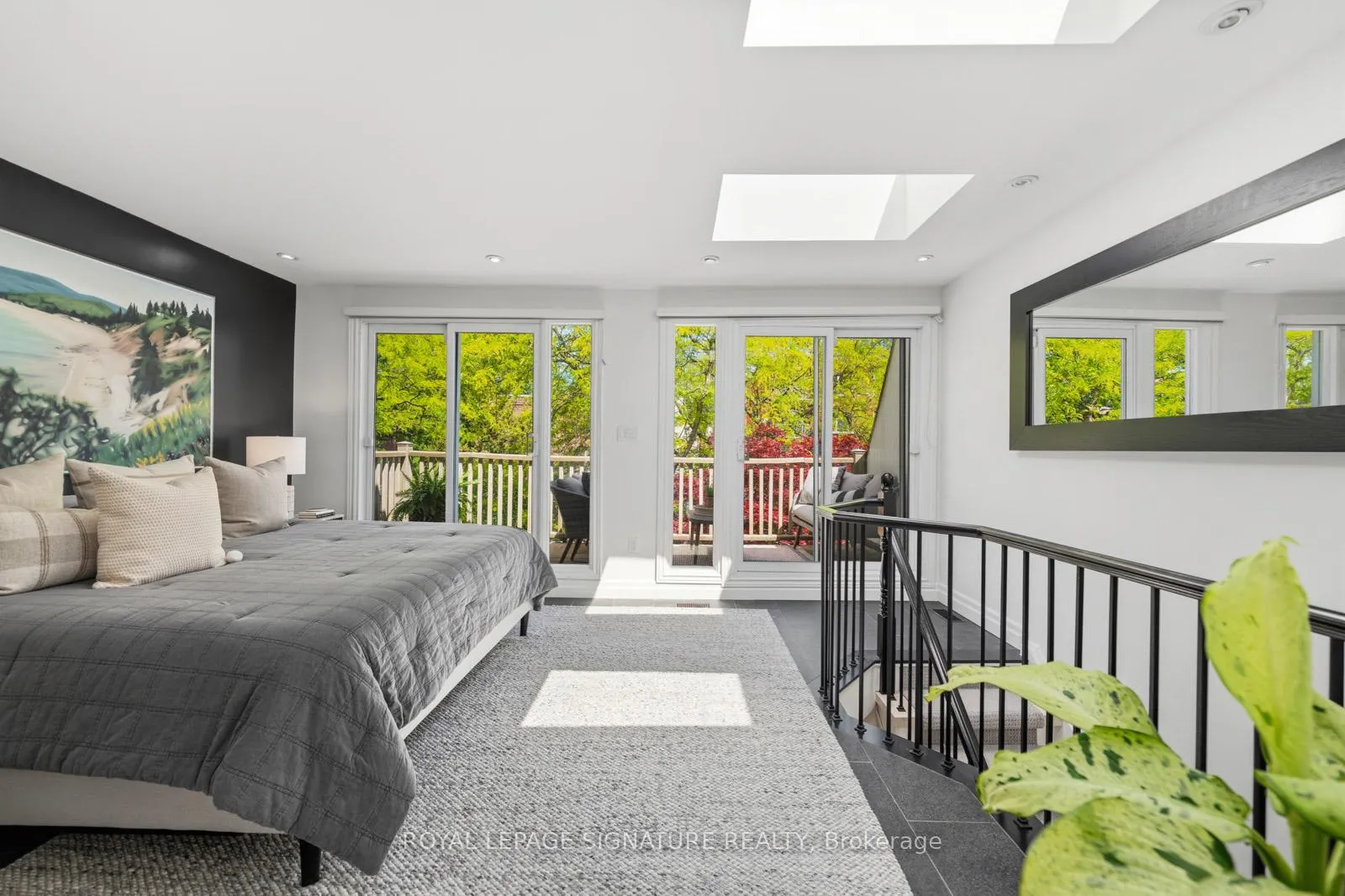 Photo 21 of 24 Hazel Avenue, Toronto, The Beaches — HOMEH
