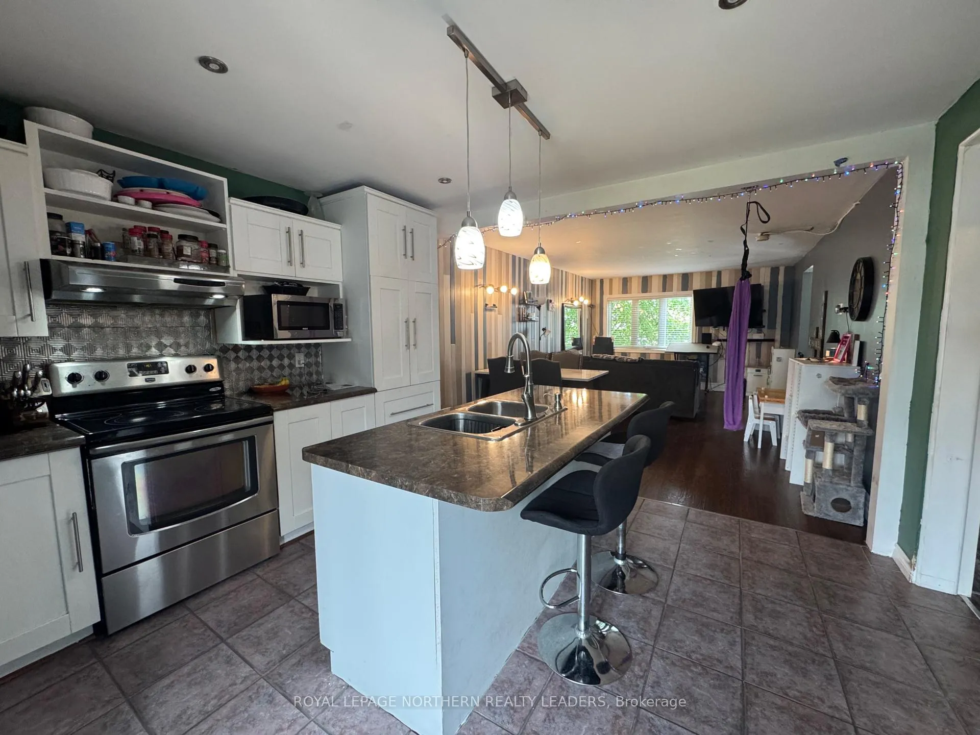 Photo 3 of 76 Bloor Avenue, Timmins, SP - Main Area — HOMEH