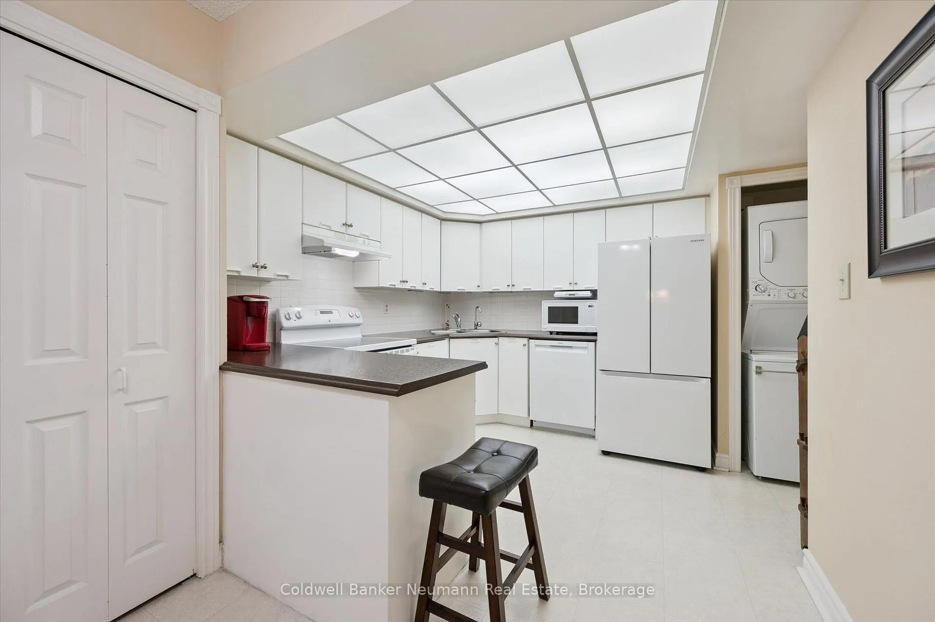 Photo 17 of Unit 1106, 237 King Street W, Cambridge, Preston North — HOMEH