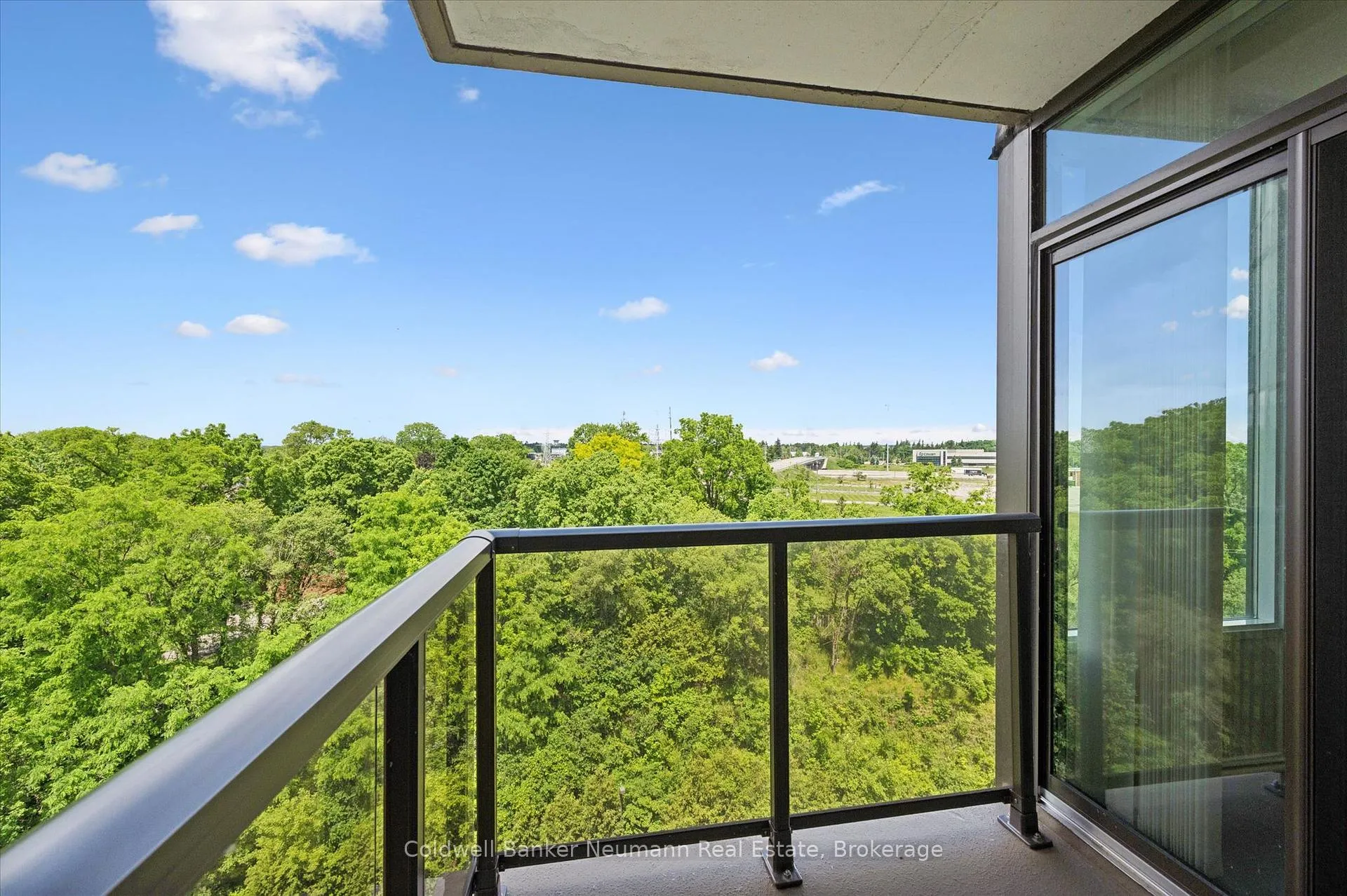 Photo 30 of Unit 1106, 237 King Street W, Cambridge, Preston North — HOMEH
