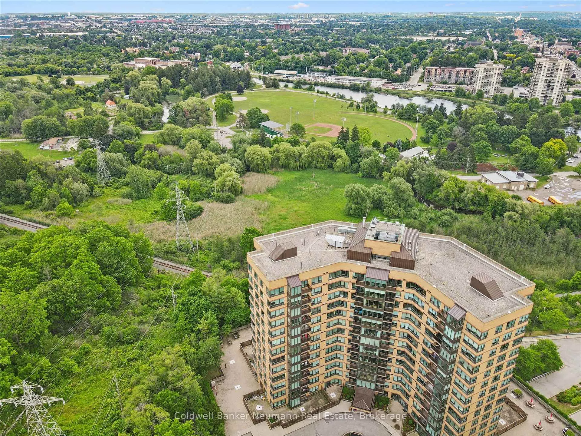 Photo 47 of Unit 1106, 237 King Street W, Cambridge, Preston North — HOMEH