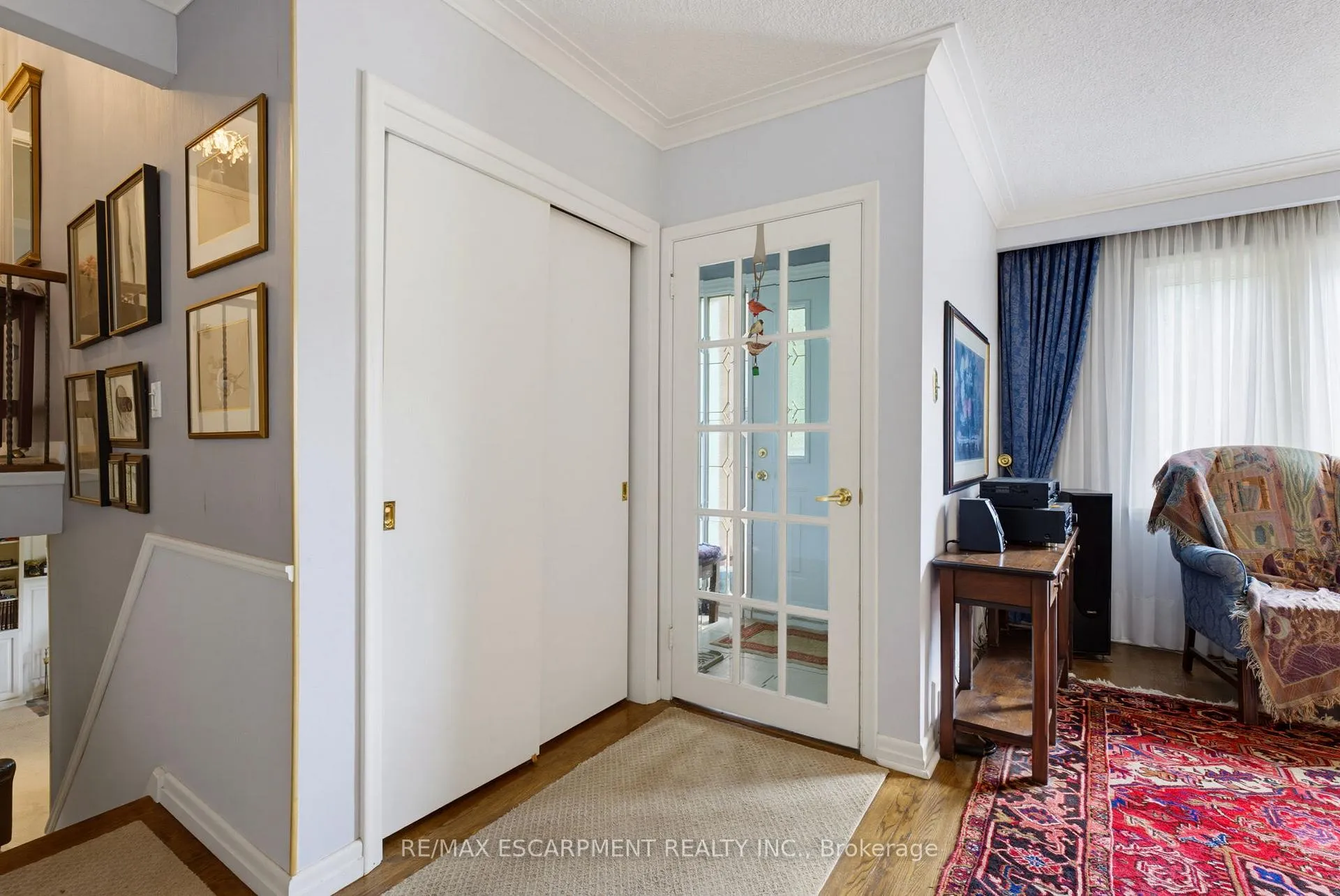 Photo 10 of 320 River Side Drive, Oakville, Central — HOMEH