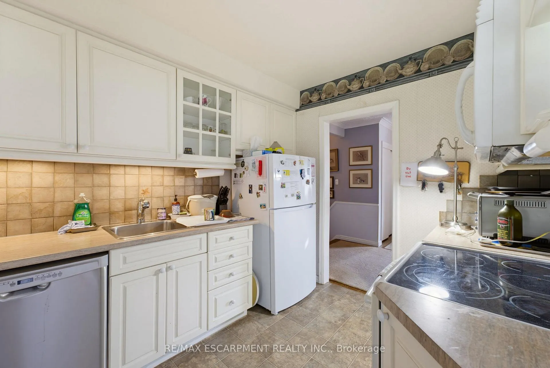 Photo 15 of 320 River Side Drive, Oakville, Central — HOMEH