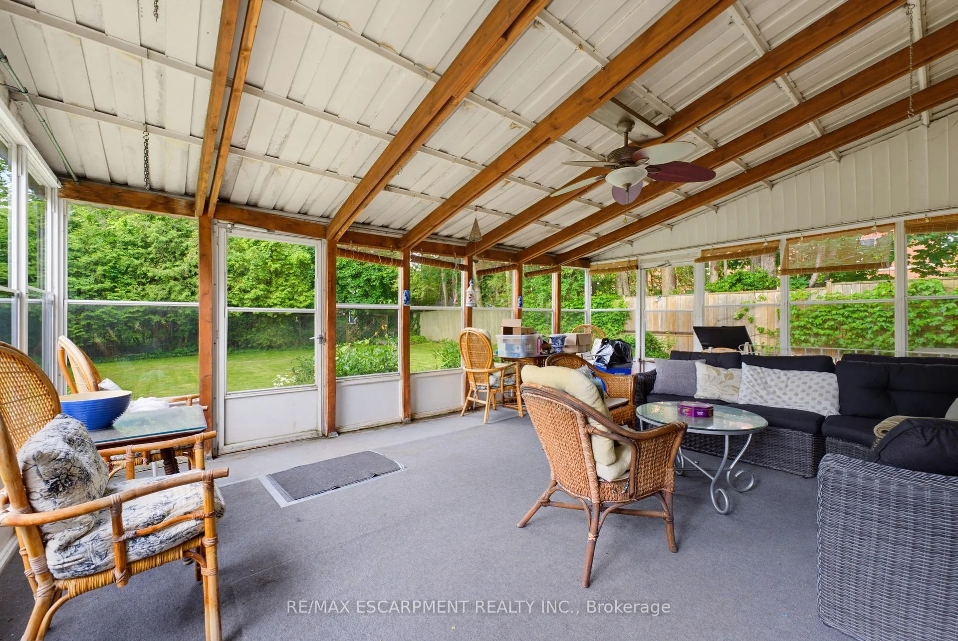 Photo 17 of 320 River Side Drive, Oakville, Central — HOMEH
