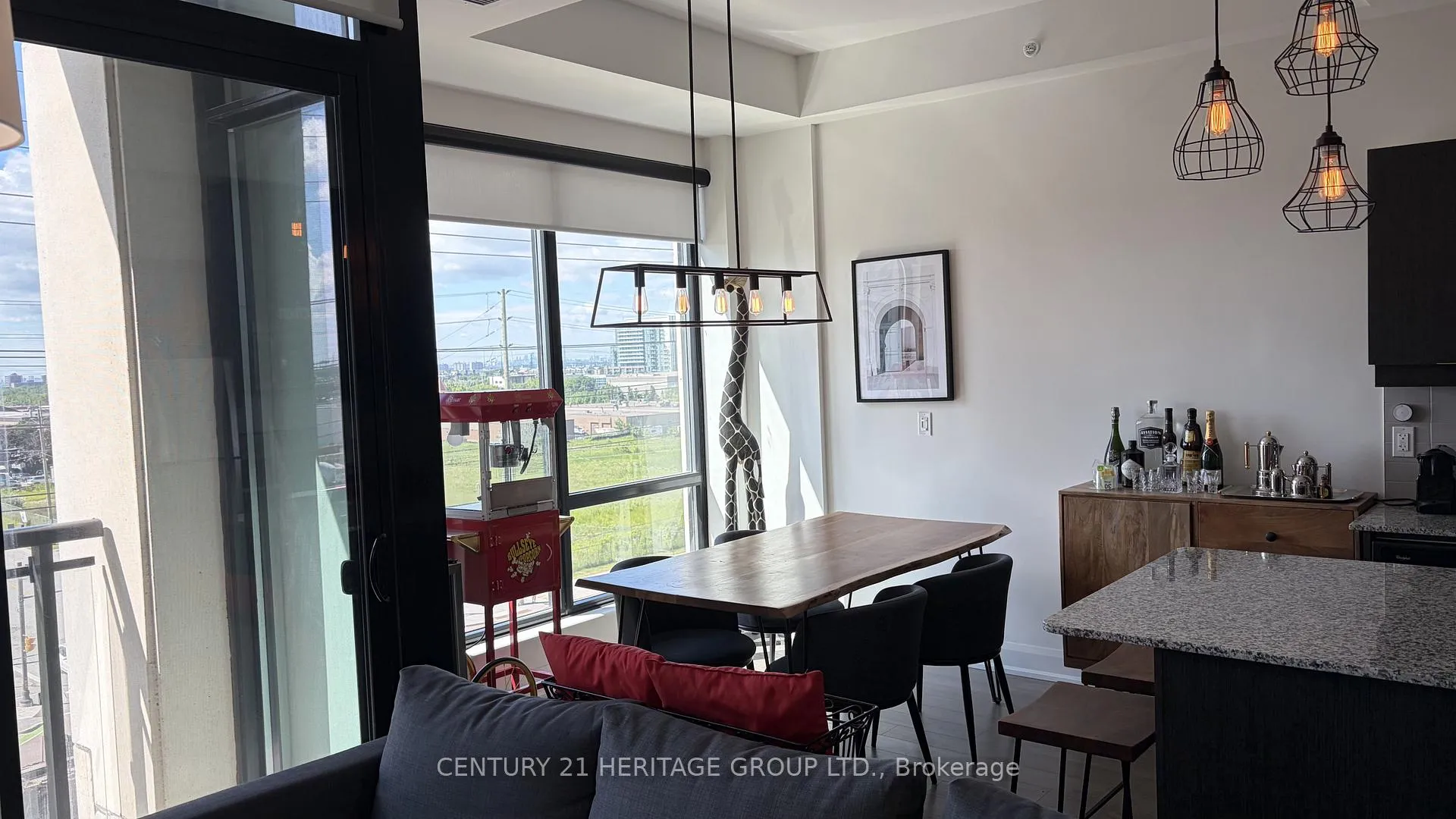 Photo 6 of Unit 510, 2910 Highway 7, Vaughan, Concord — HOMEH