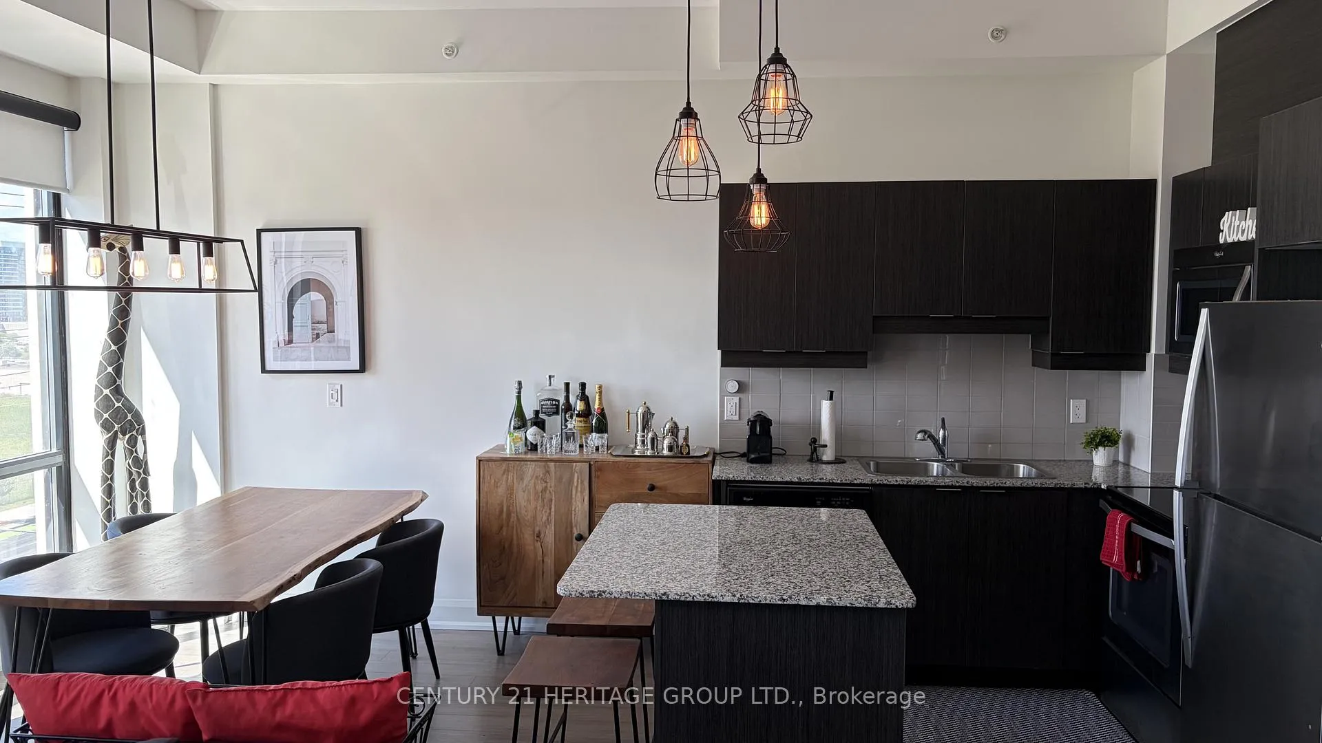 Photo 2 of Unit 510, 2910 Highway 7, Vaughan, Concord — HOMEH