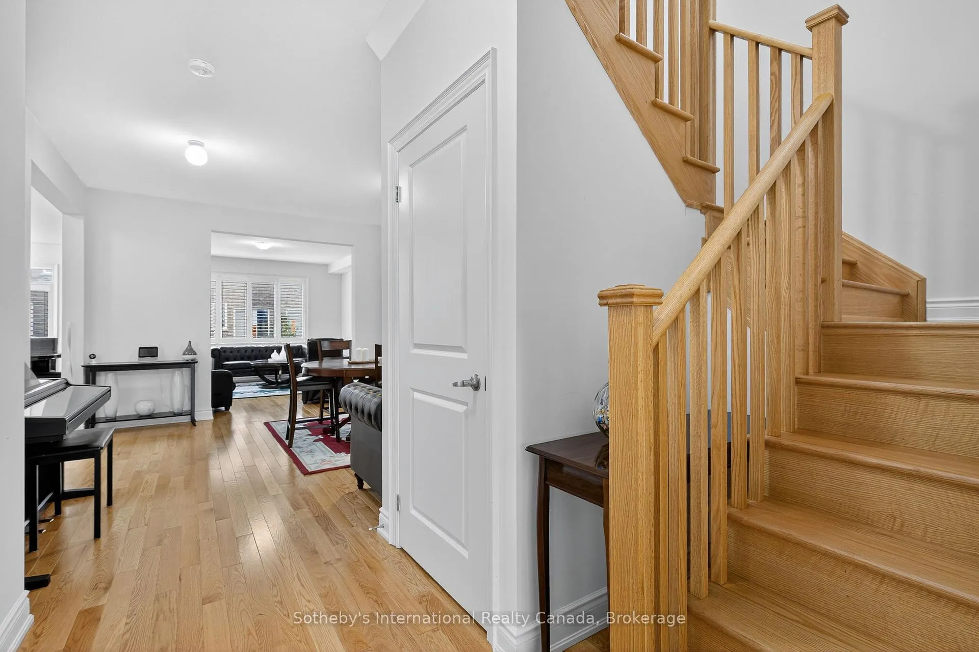 Photo 5 of 5 Middleton Drive, Wasaga Beach — HOMEH