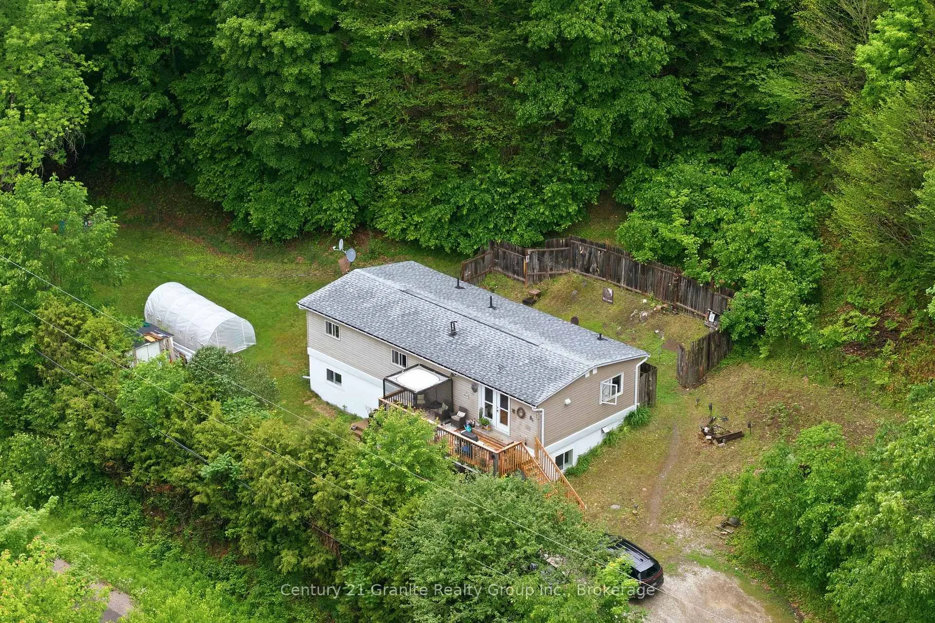 Photo 2 of 2427 North Shore Road, Algonquin Highlands, Stanhope — HOMEH