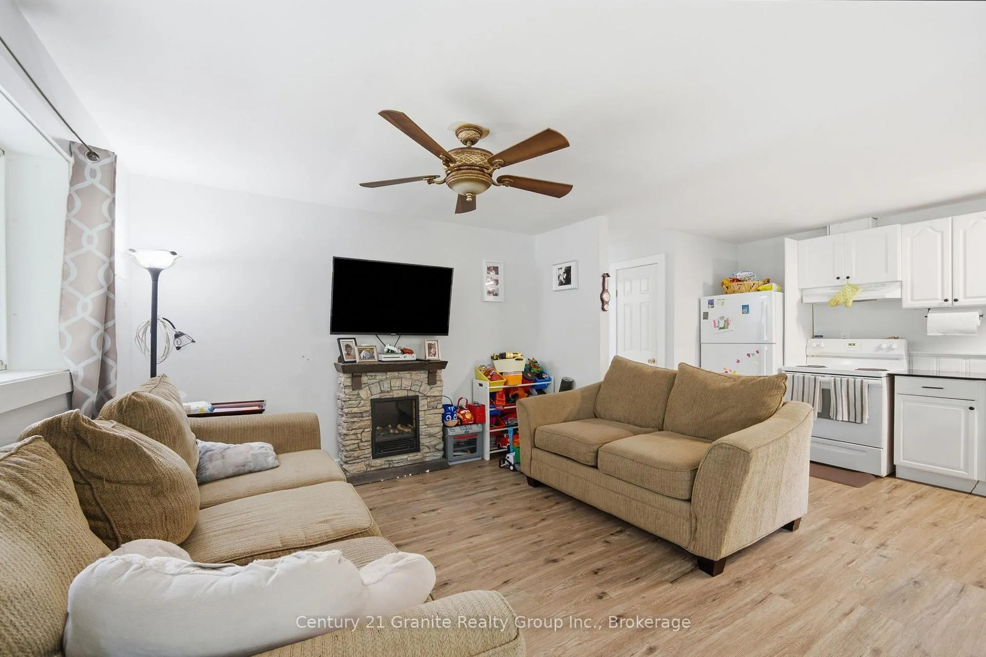 Photo 4 of 2427 North Shore Road, Algonquin Highlands, Stanhope — HOMEH