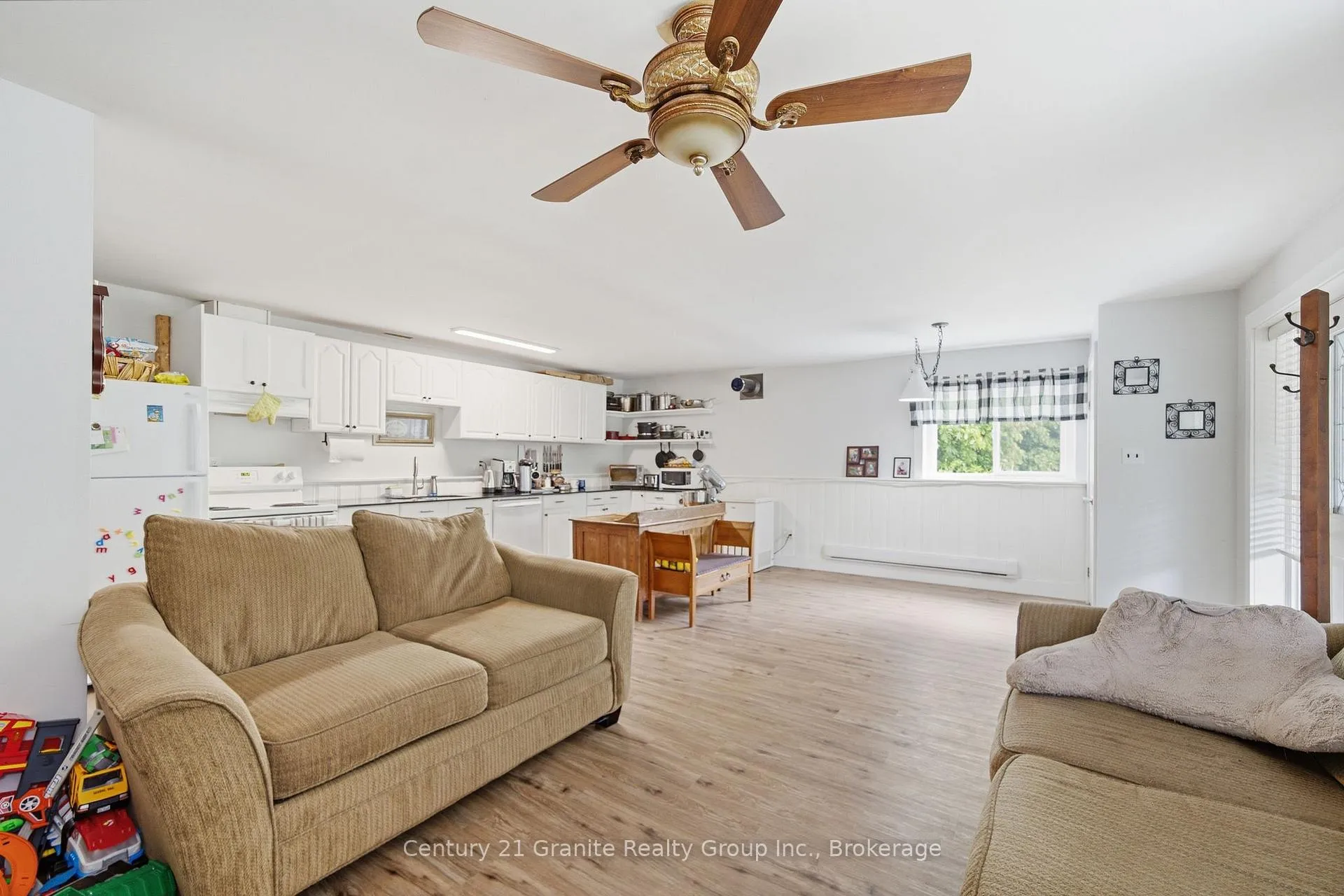 Photo 5 of 2427 North Shore Road, Algonquin Highlands, Stanhope — HOMEH