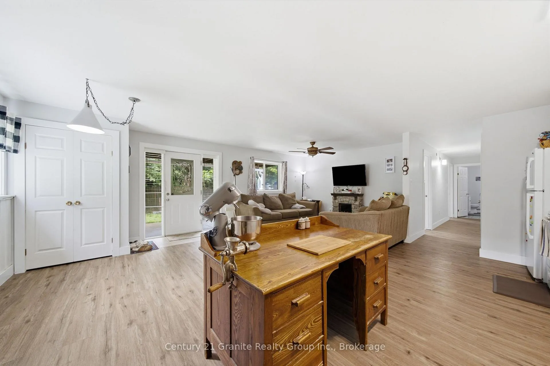 Photo 10 of 2427 North Shore Road, Algonquin Highlands, Stanhope — HOMEH