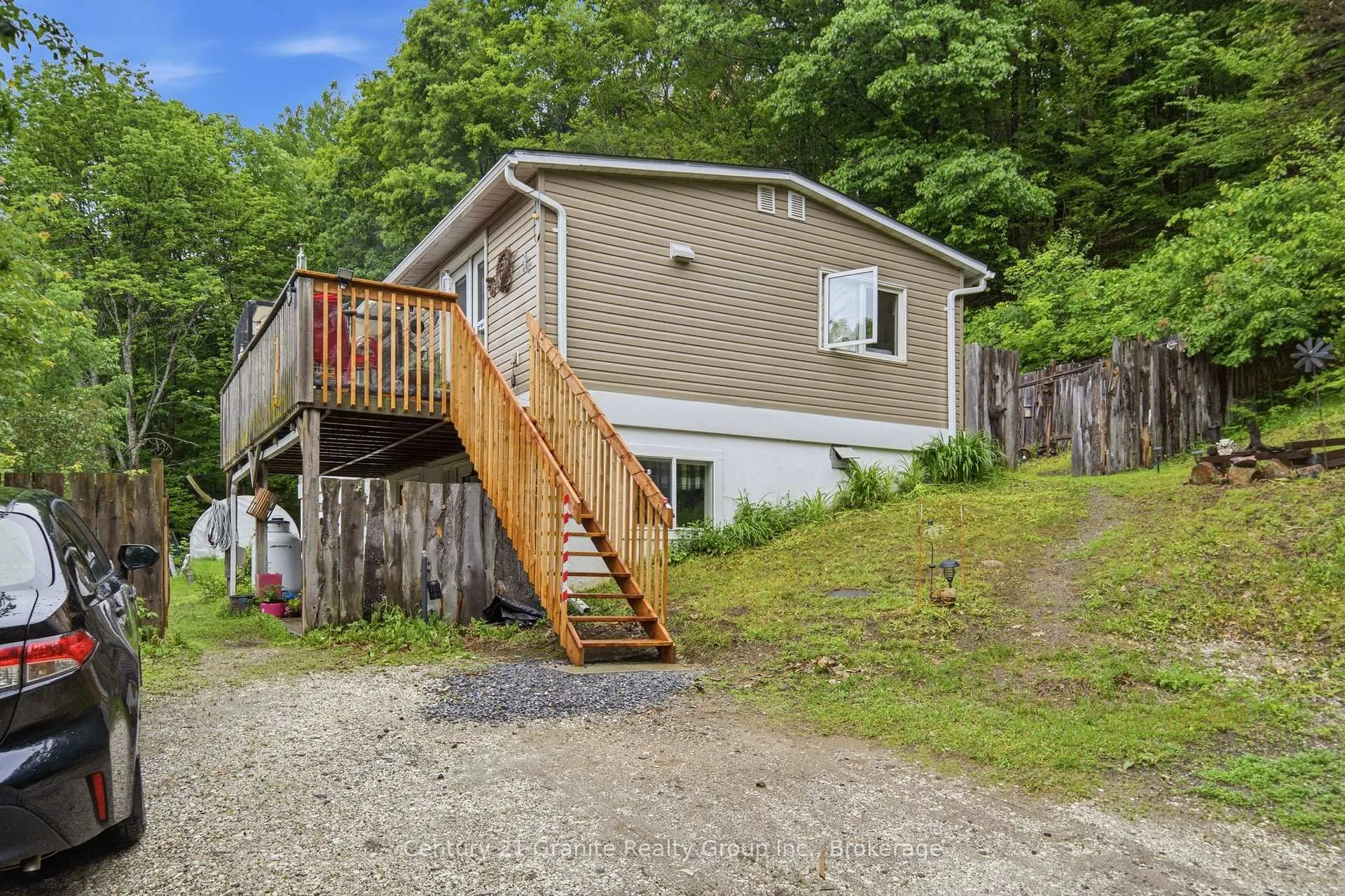 Photo 17 of 2427 North Shore Road, Algonquin Highlands, Stanhope — HOMEH