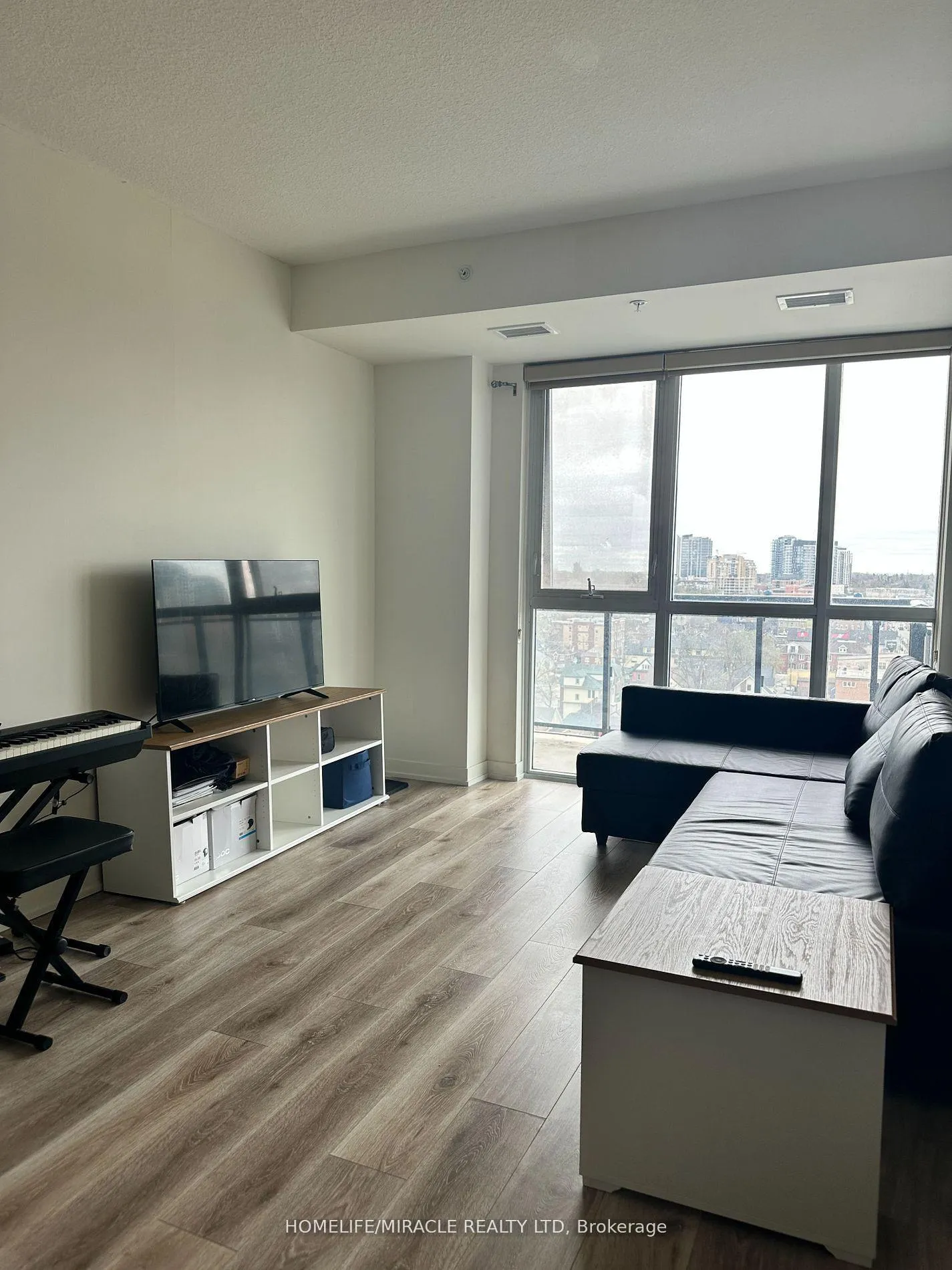 Photo 8 of Unit 1103, 128 King Street, Waterloo, Downtown Waterloo — HOMEH