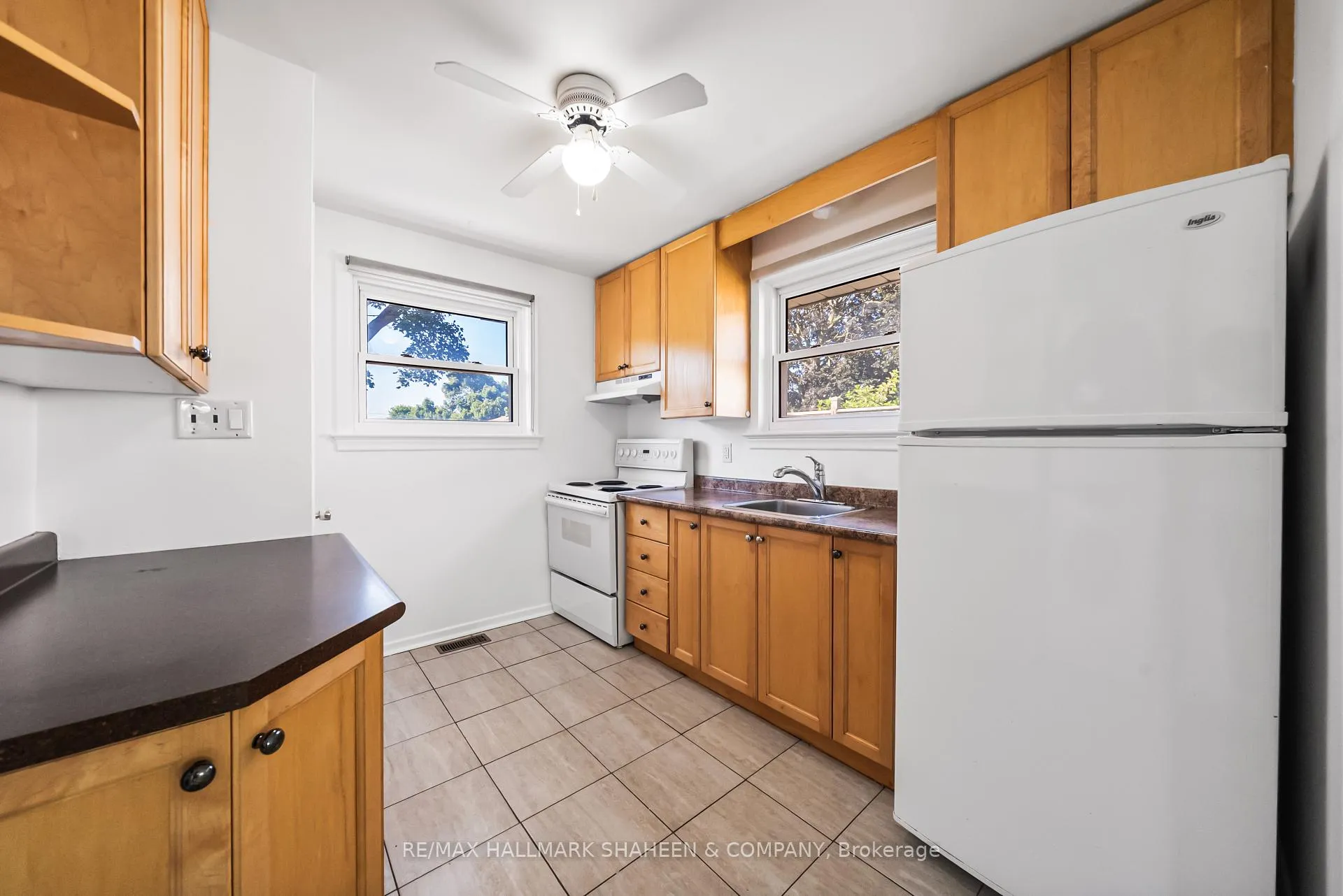 Photo 11 of 769 Tennyson Avenue, Oshawa, Donevan — HOMEH