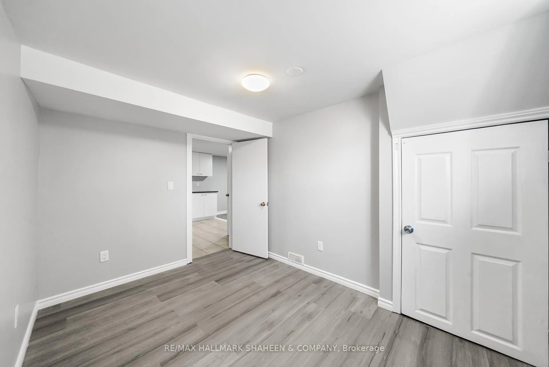 Photo 29 of 769 Tennyson Avenue, Oshawa, Donevan — HOMEH