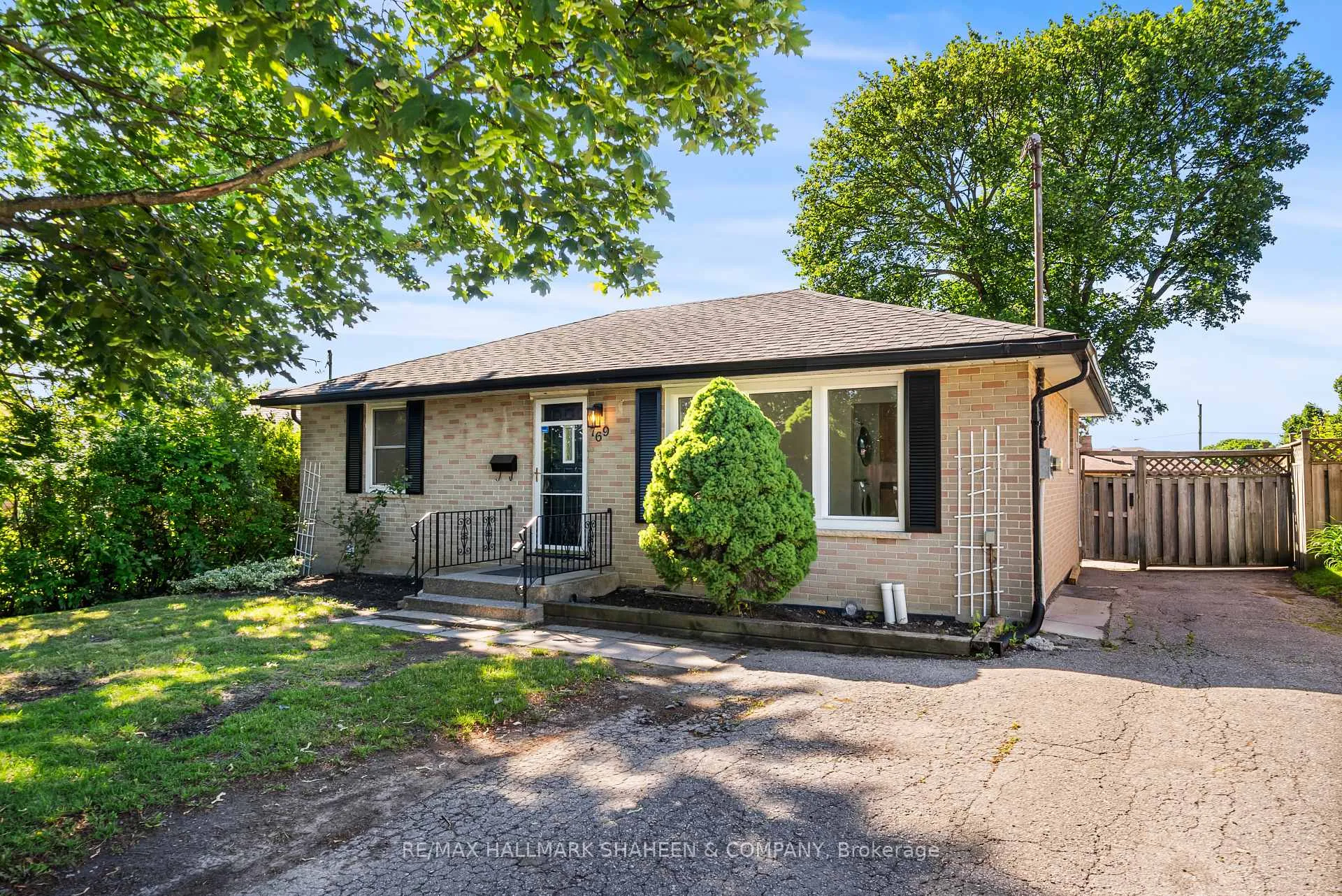 Photo 1 of 769 Tennyson Avenue, Oshawa, Donevan — HOMEH