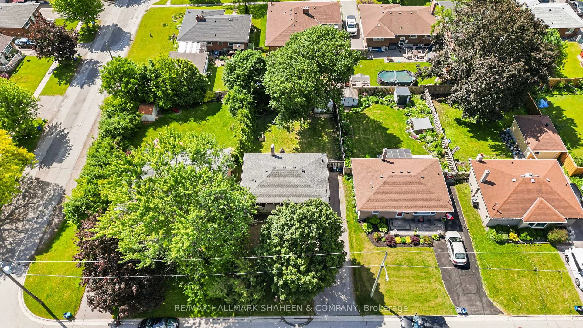 Photo 41 of 769 Tennyson Avenue, Oshawa, Donevan — HOMEH
