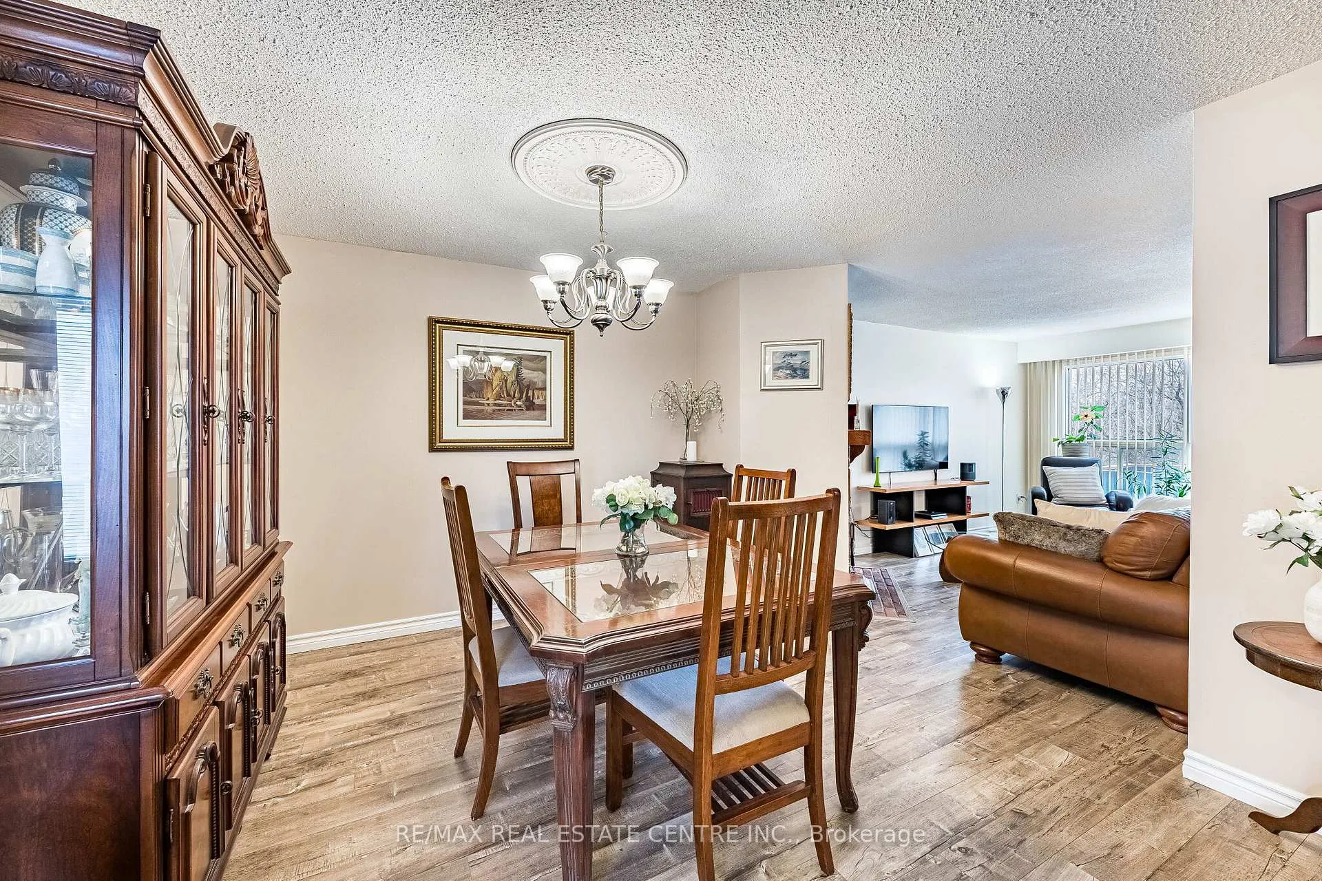 Photo 8 of 72 Malabar Crescent, Brampton, Central Park — HOMEH