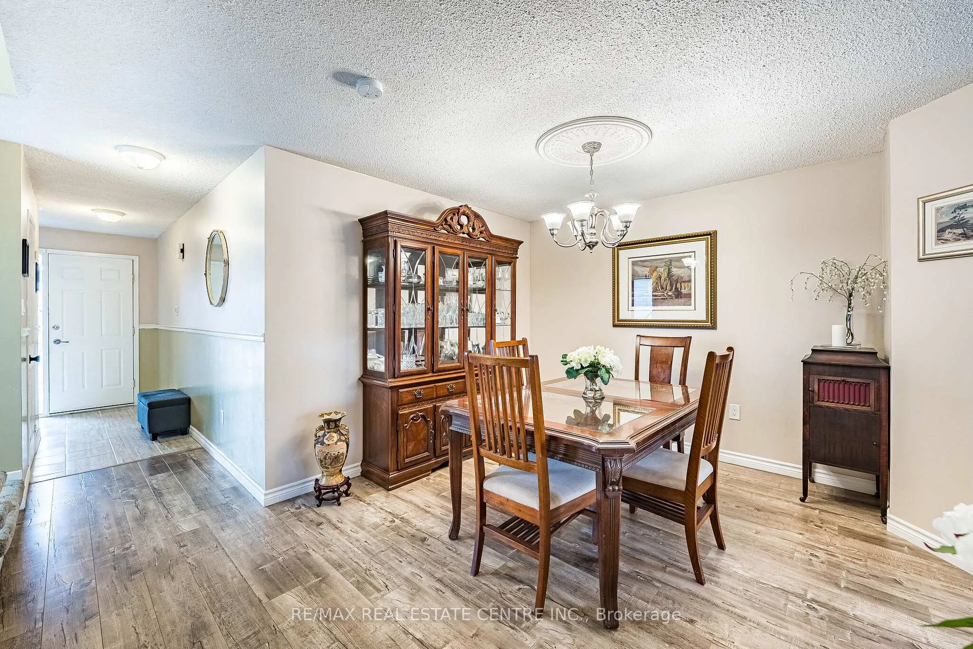 Photo 9 of 72 Malabar Crescent, Brampton, Central Park — HOMEH