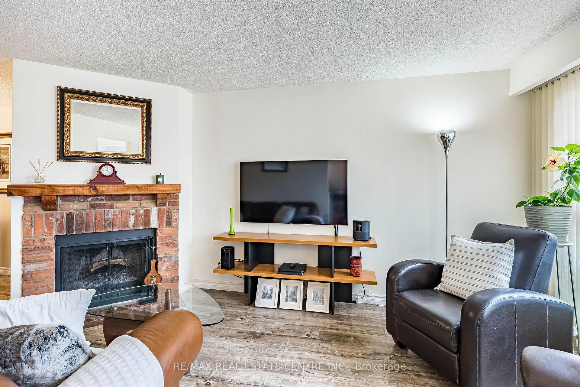 Photo 14 of 72 Malabar Crescent, Brampton, Central Park — HOMEH