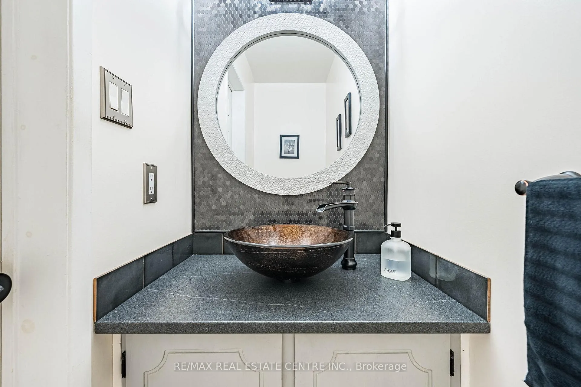 Photo 21 of 72 Malabar Crescent, Brampton, Central Park — HOMEH