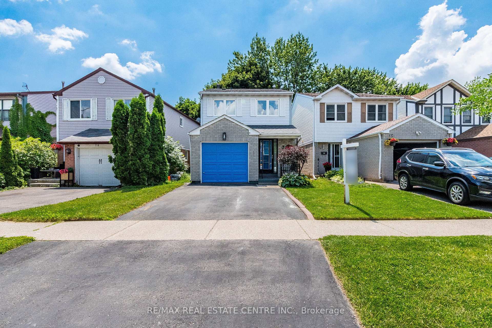 Photo 4 of 72 Malabar Crescent, Brampton, Central Park — HOMEH