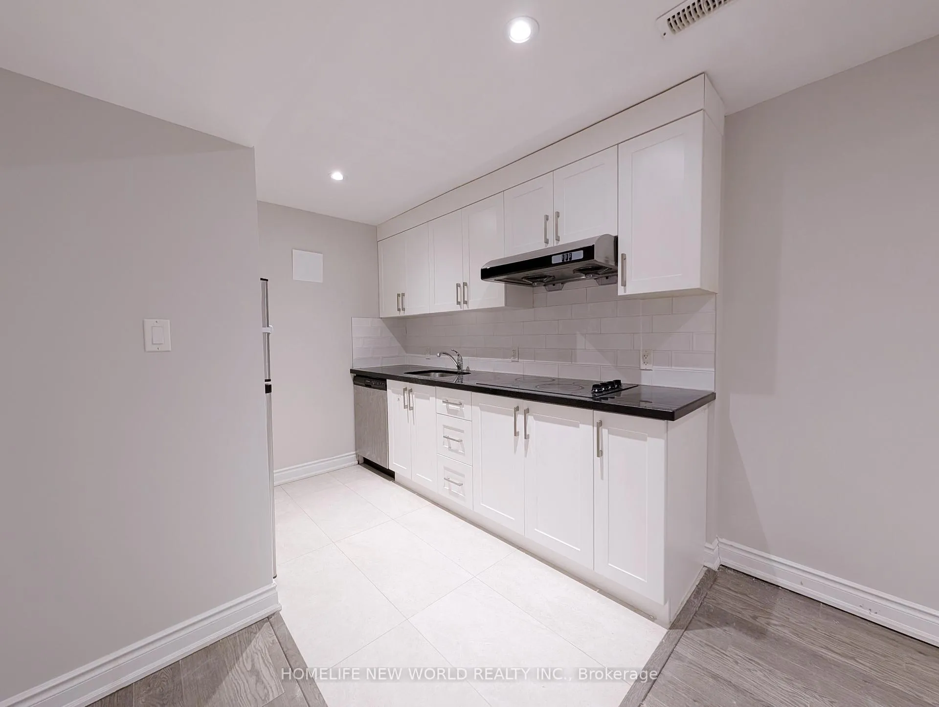 Photo 1 of Unit Lower, 10 Dixon Avenue, Toronto, The Beaches — HOMEH