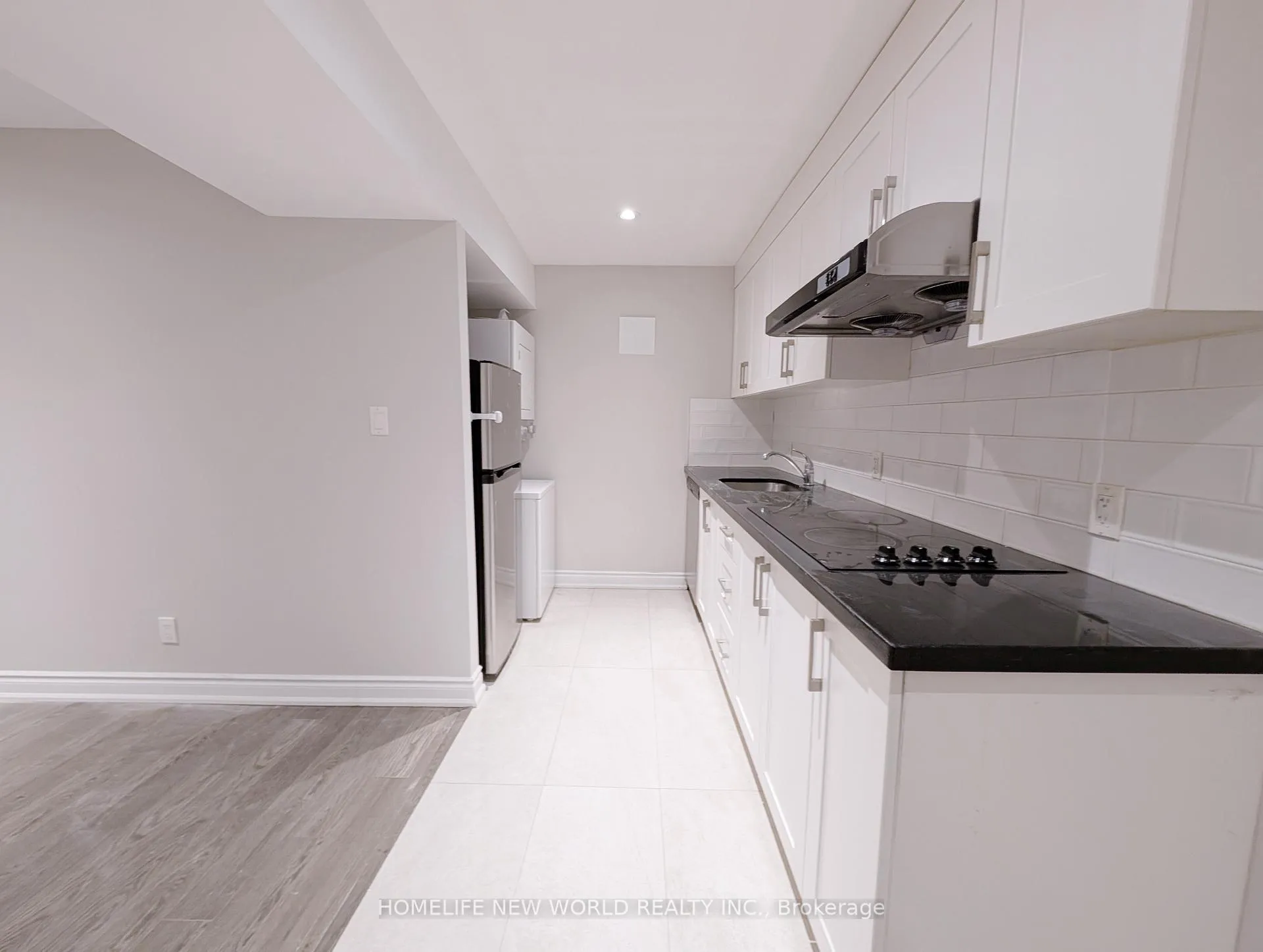 Photo 3 of Unit Lower, 10 Dixon Avenue, Toronto, The Beaches — HOMEH